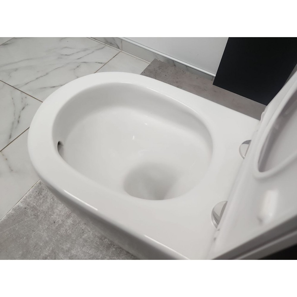 Изображение товара Подвесной безободковый унитаз Bloomix MS-193567 с сиденьем микролифт Германия