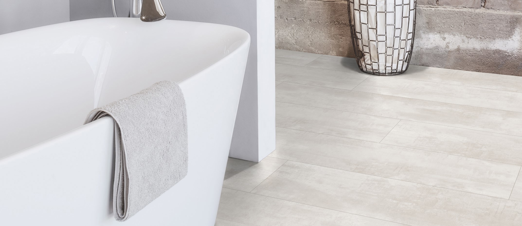 Изображение товара Ламинат Kaindl 44374 Concrete Opalgrey 33 класс 8 мм с фаской 2.55 м²