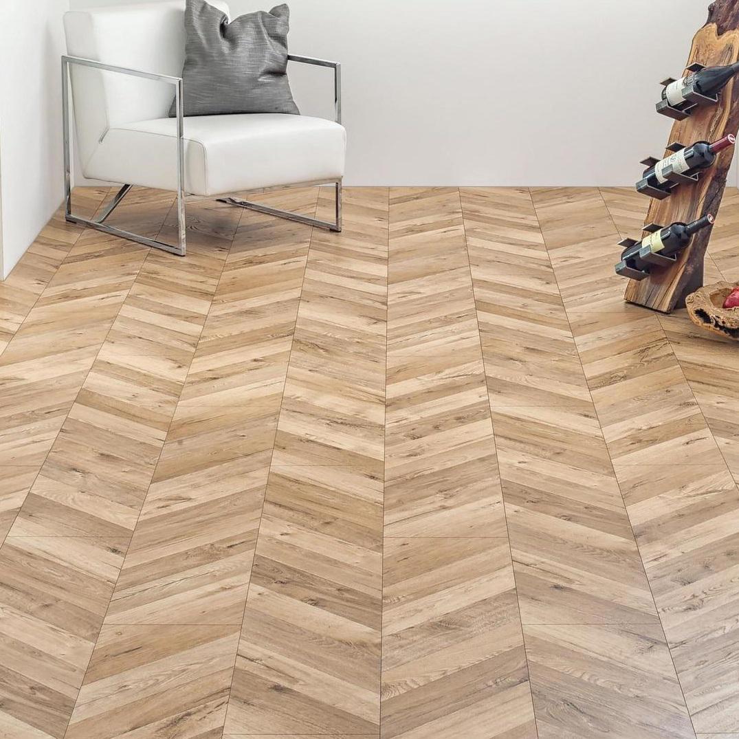 Изображение товара Ламинат Kaindl Дуб рочеста 33 класс 8 мм с фаской 2.70 м² для дома и офиса