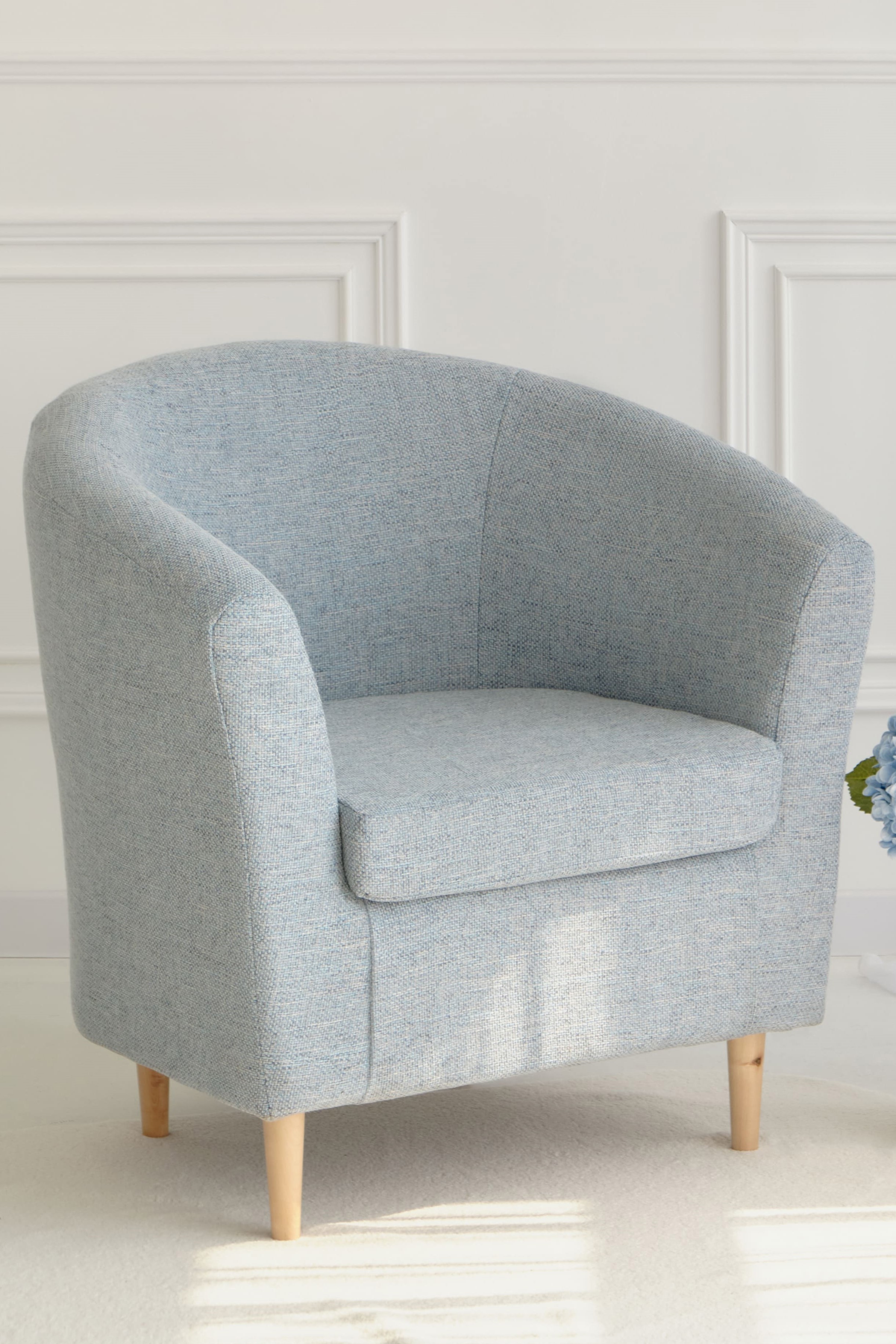 Изображение товара Мягкое кресло Алекто из рогожки светло-серого и голубого цвета