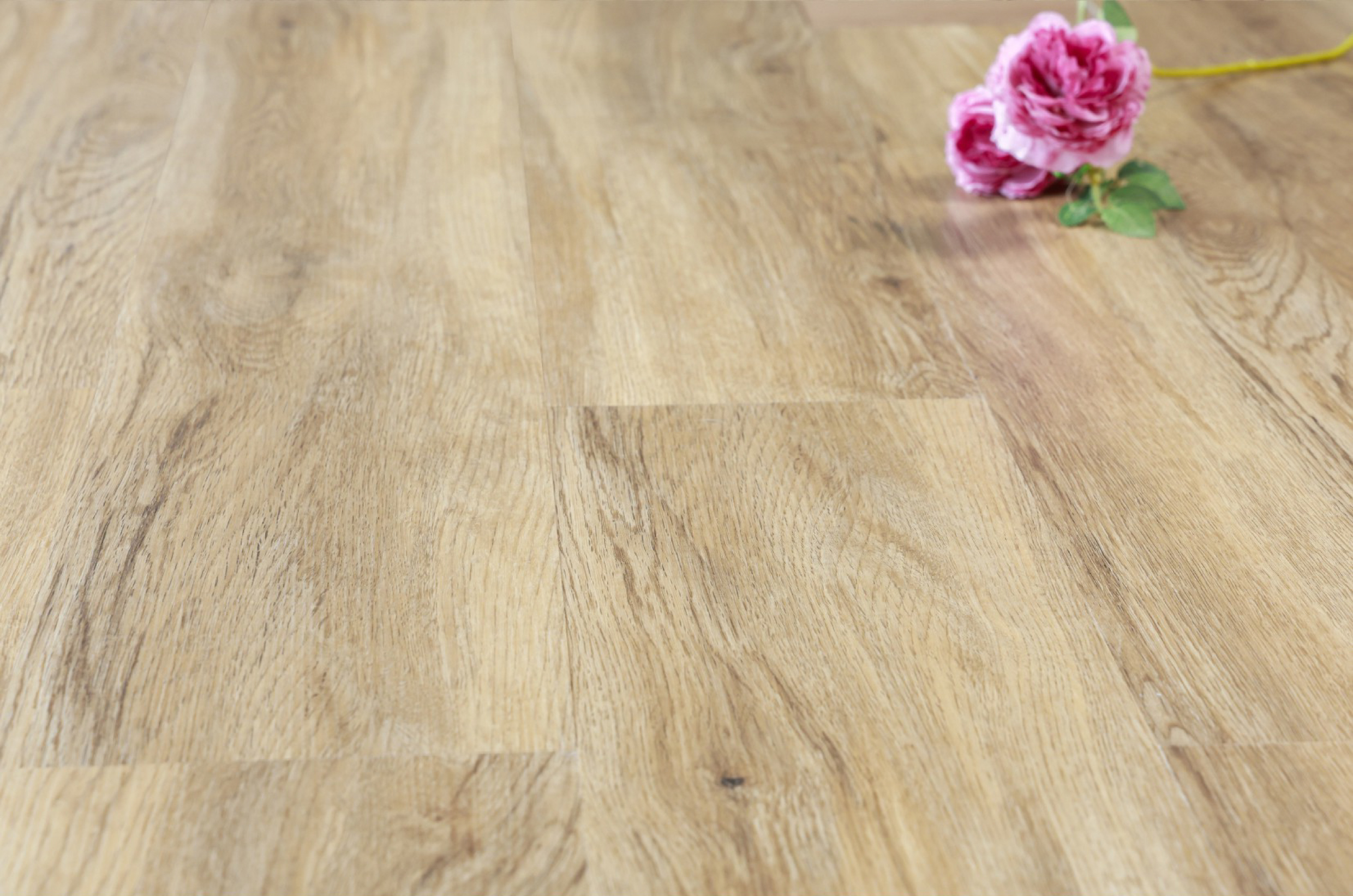 Изображение товара Виниловая плитка для пола RICHFLOOR Саунд Ритм 34 класс 2 мм 5.388 м²