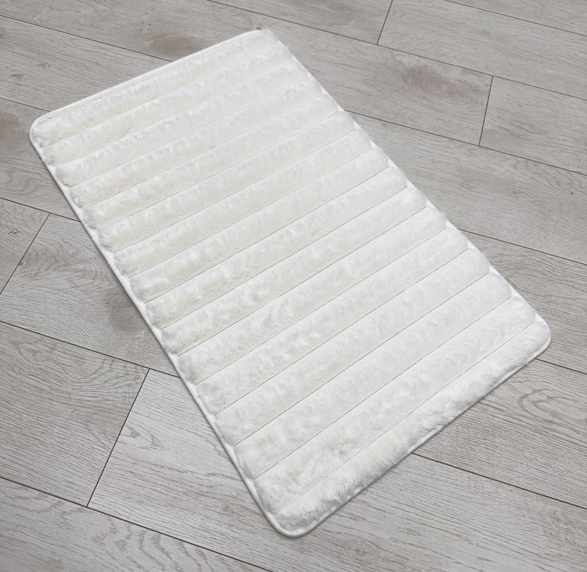 Изображение товара Коврик для ванной комнаты DASCH GMBH 14762 100x60см цвет белый
