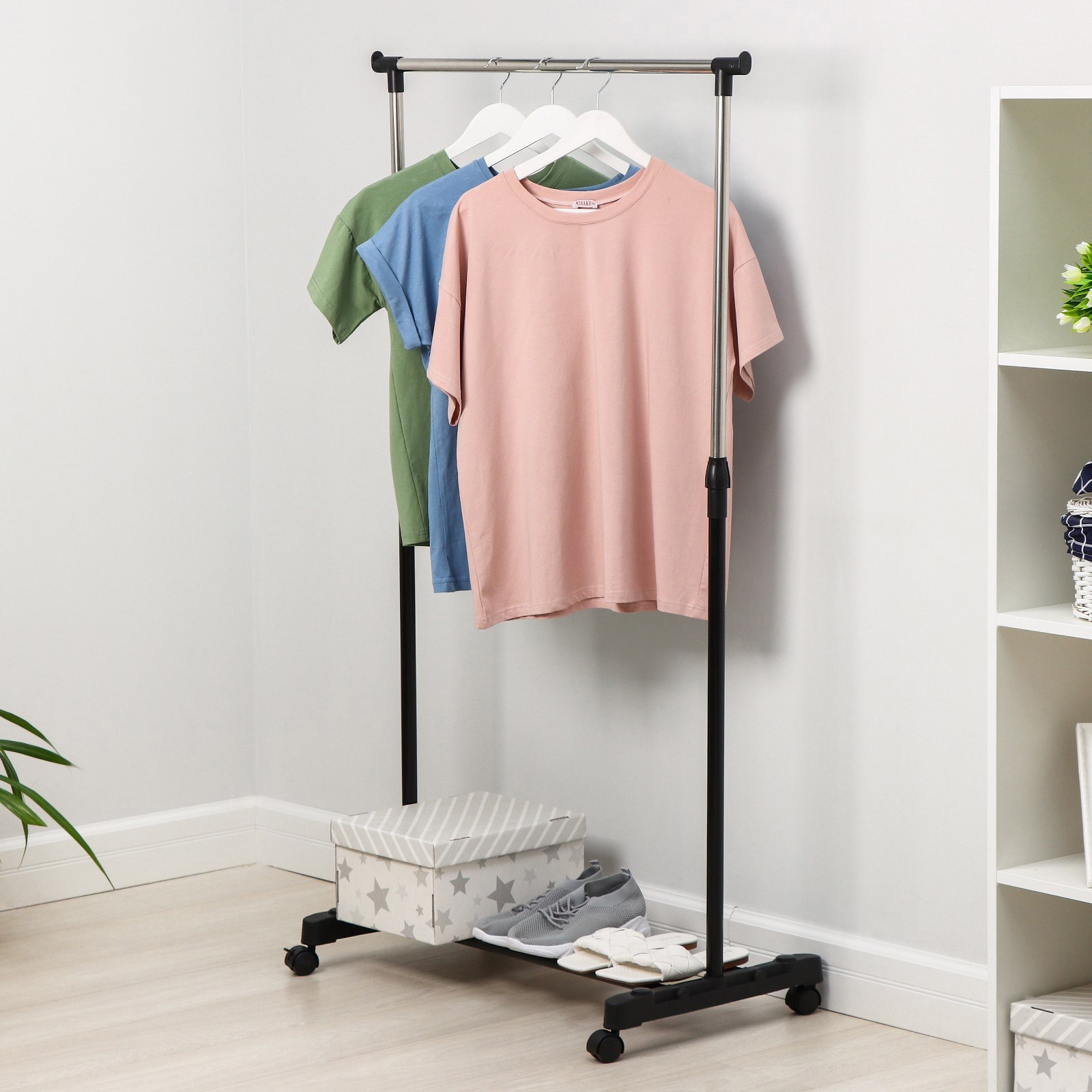 Изображение товара Вешалка Доляна 1112783 80x160x3 см Металл и пластик цвет серый