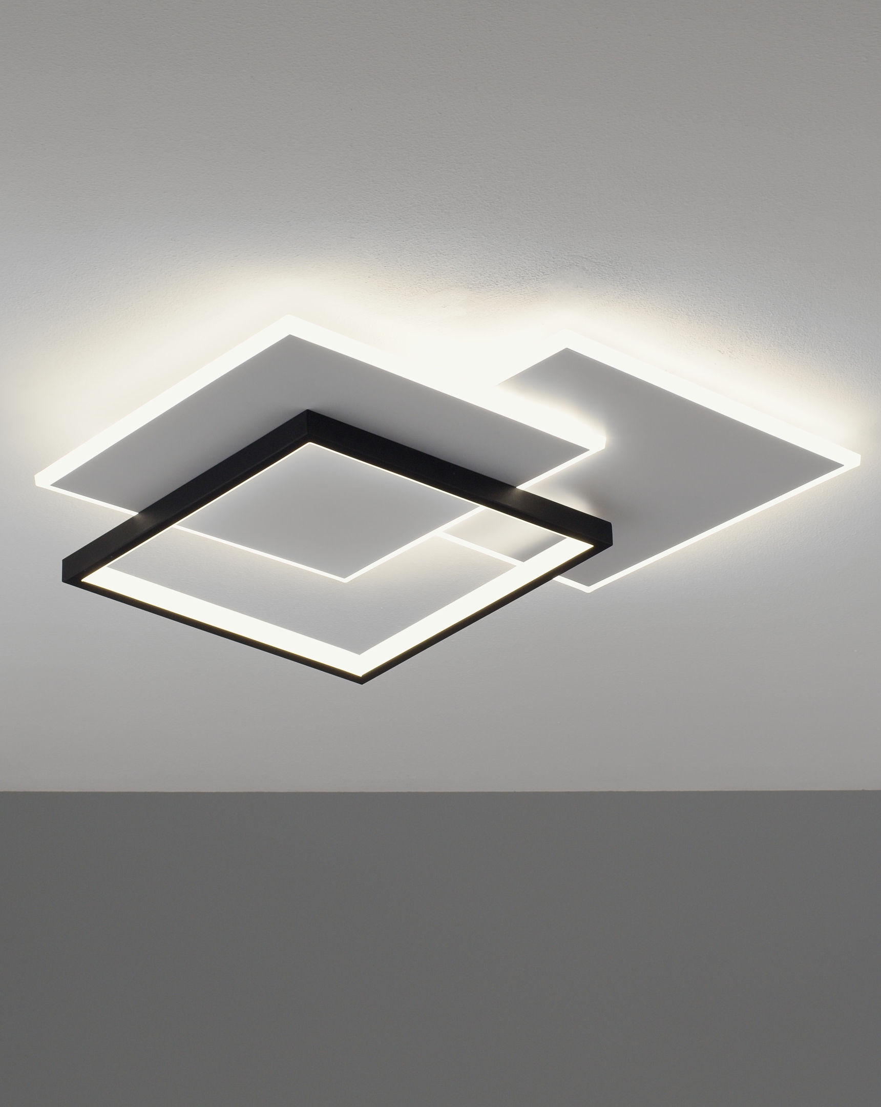 Изображение товара Люстра потолочная светодиодная MODERLI Emma V11376-CL с Пультом Управления