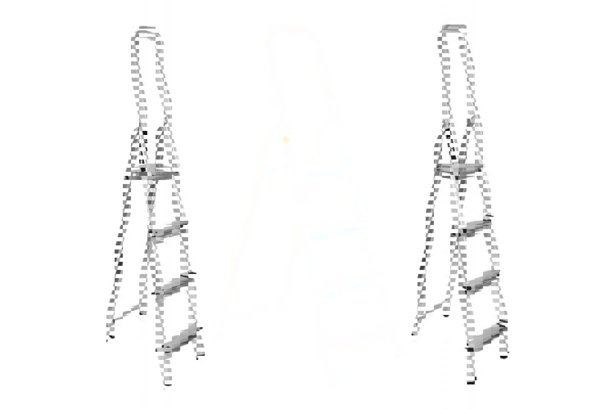 Изображение товара Алюминиевая стремянка ВИХРЬ 4 ступени легкая и надежная Россия