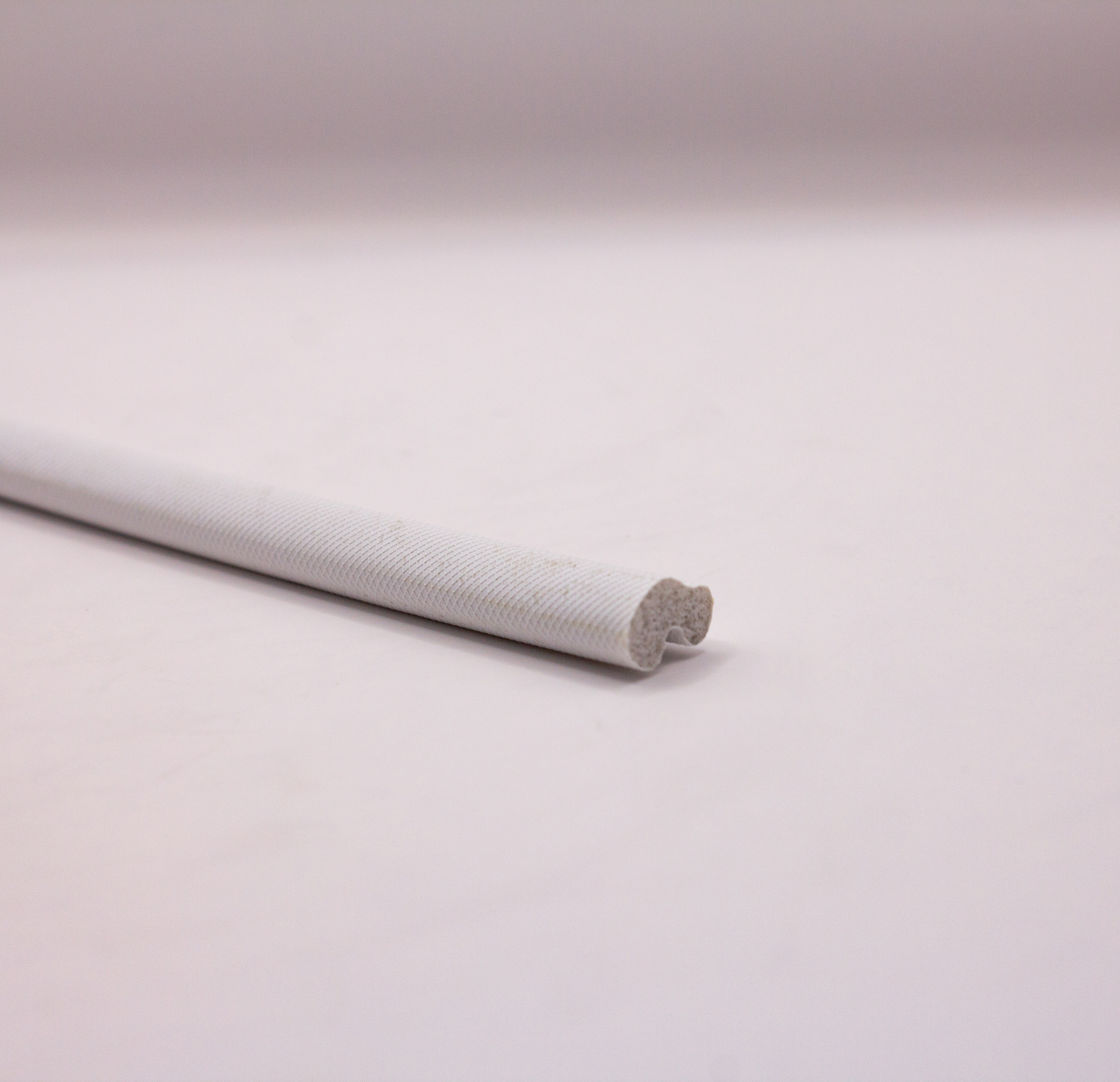 Изображение товара Уплотнитель Schlegel 7.7x5.5мм 20м белый