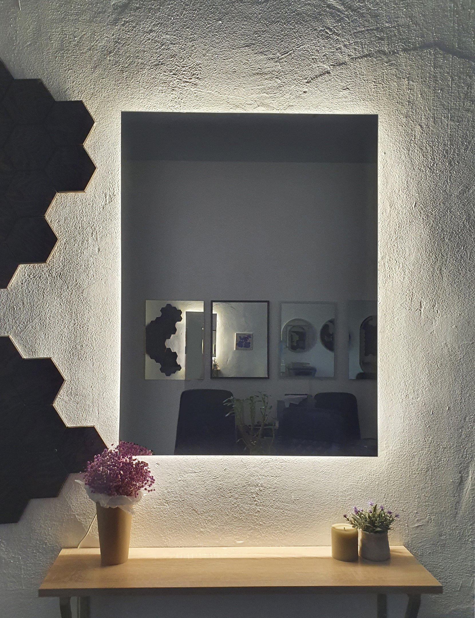 Изображение товара Зеркало в ванную с подсветкой ALFA MIRRORS EK-68AVzVd 60х80 см