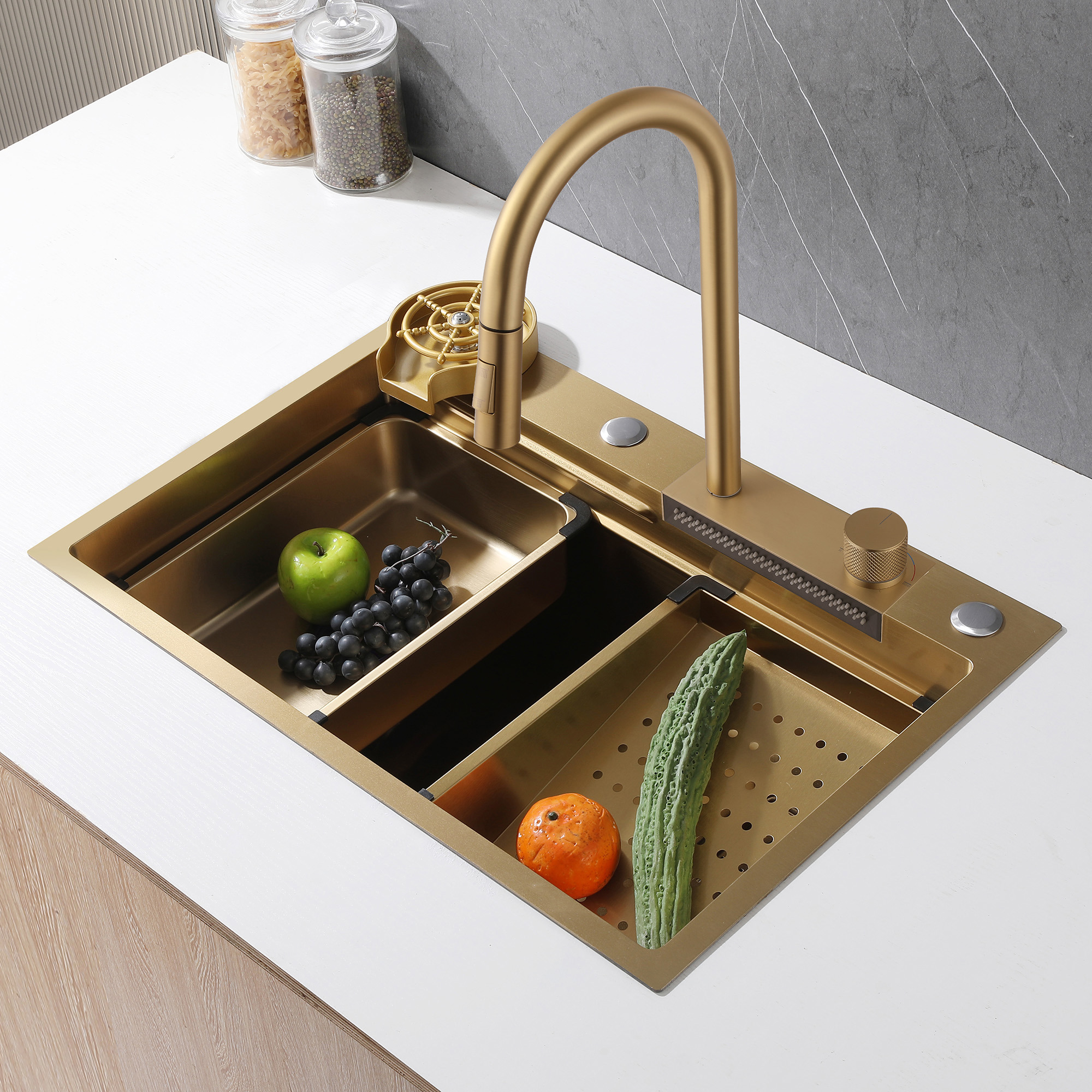 Изображение товара Мойка для кухни Abber AF2194G 68x46 см глубина чаши 21.5 см нержавеющая сталь цвет золотой