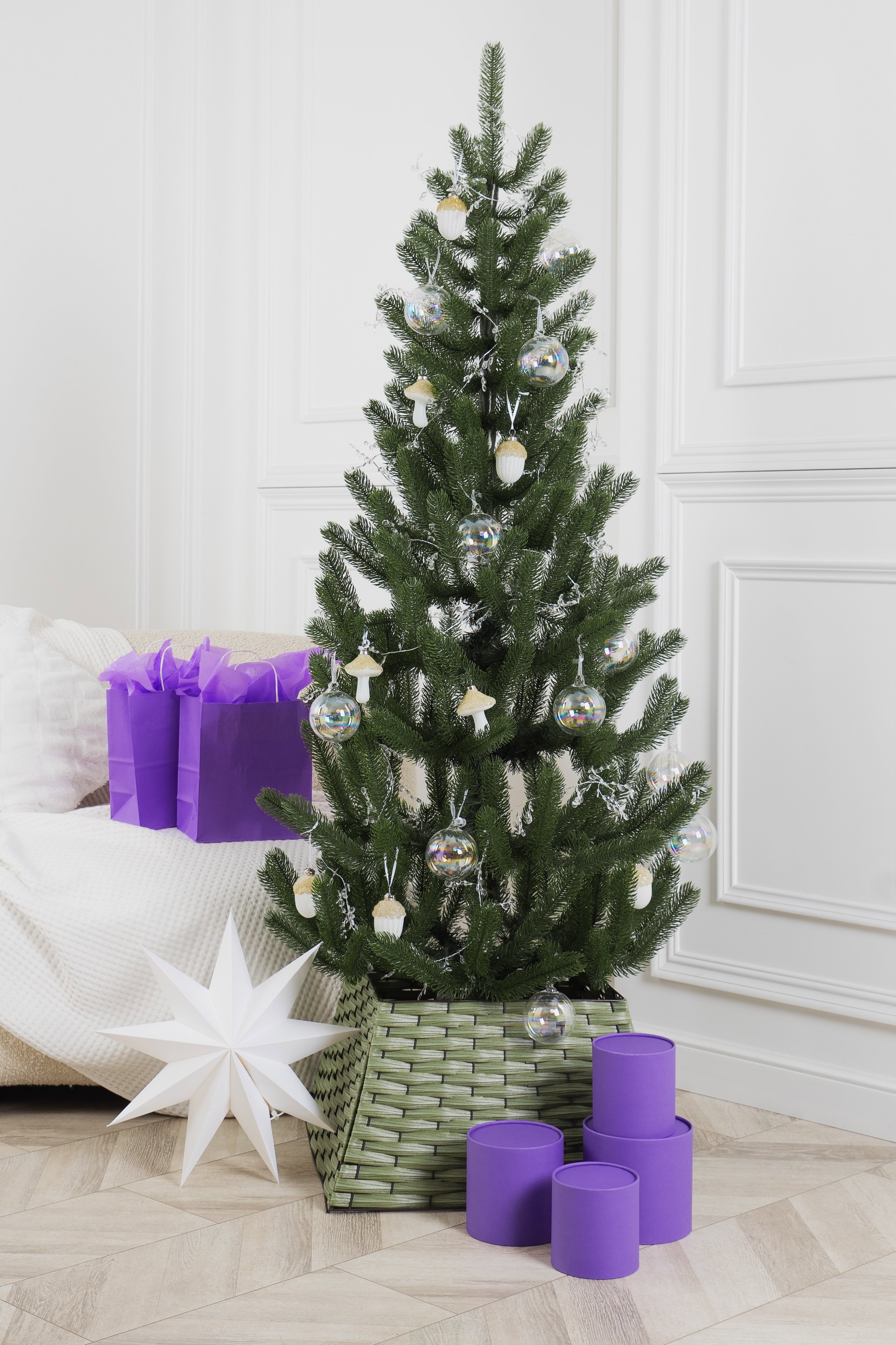 Изображение товара Искусственная елка Crystal trees KPb-57180 Лукоморье 180 см