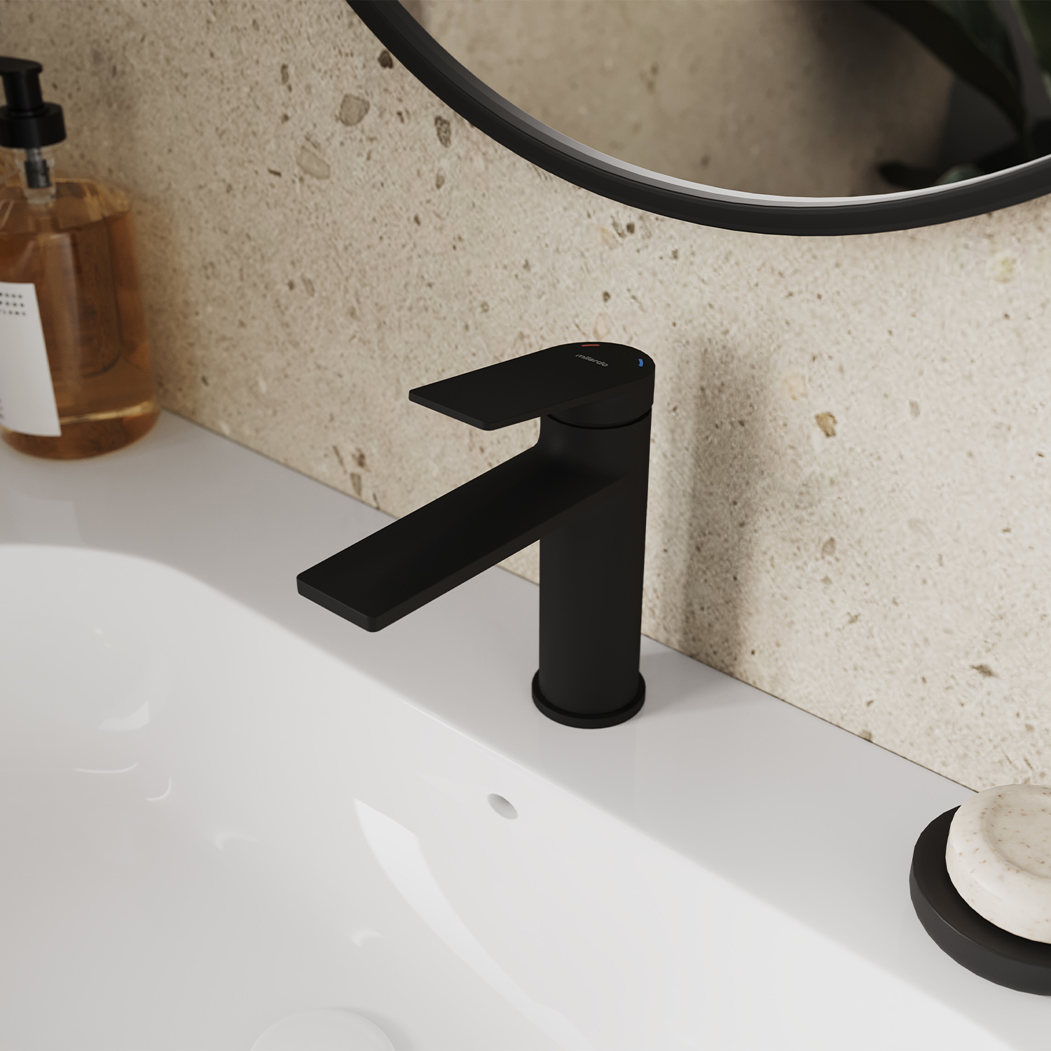 Изображение товара Смеситель для раковины Azure Milardo AZUBL00M01 однорычажный черный матовый