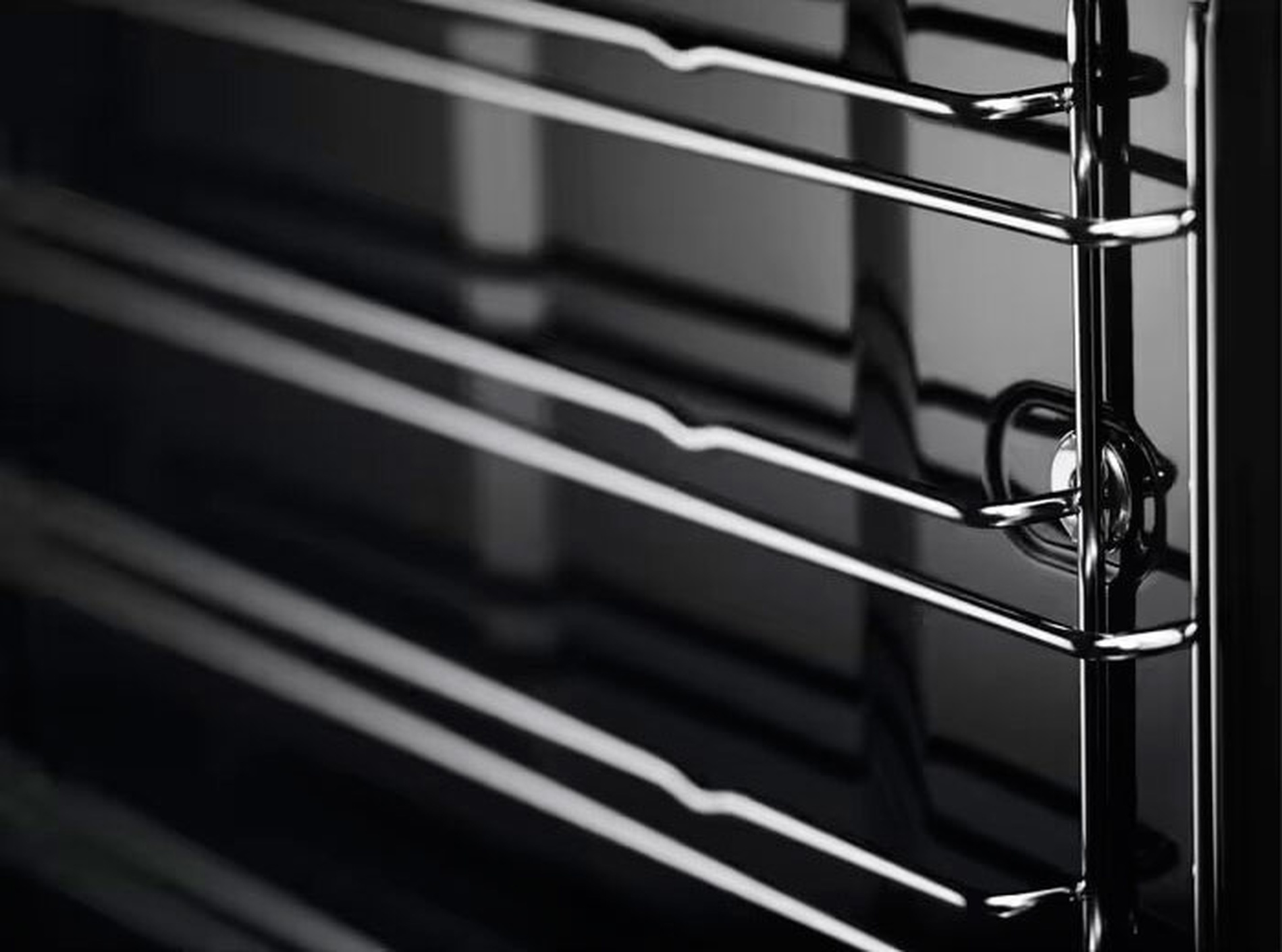 Изображение товара Встраиваемая микроволновая печь Electrolux EVM8E08V 42 л белая