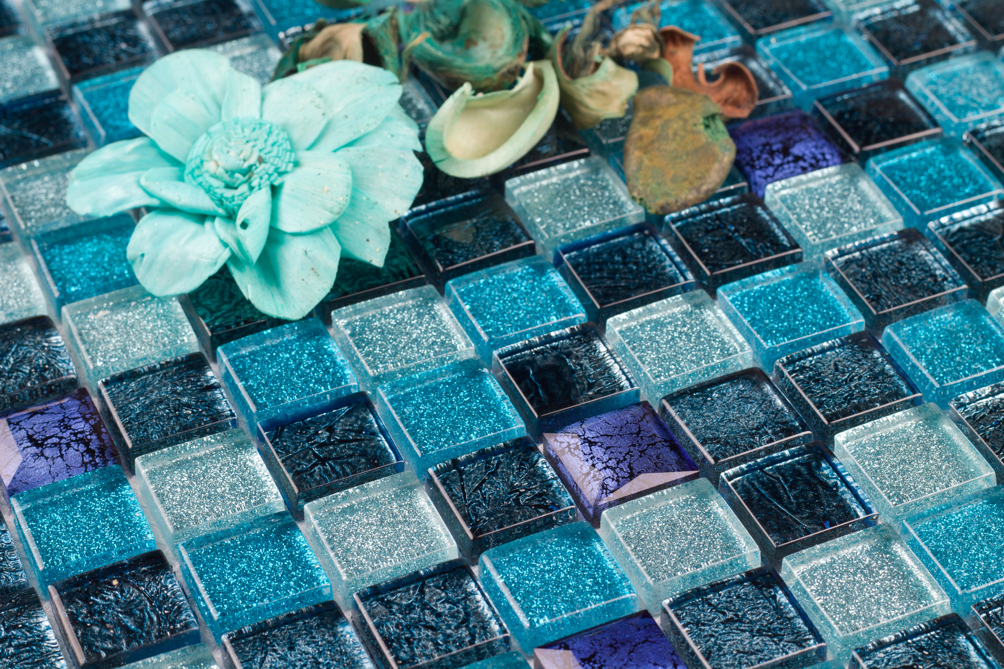 Изображение товара Декоративная мозаика Satin Blue 23x23 см стеклянная для интерьера