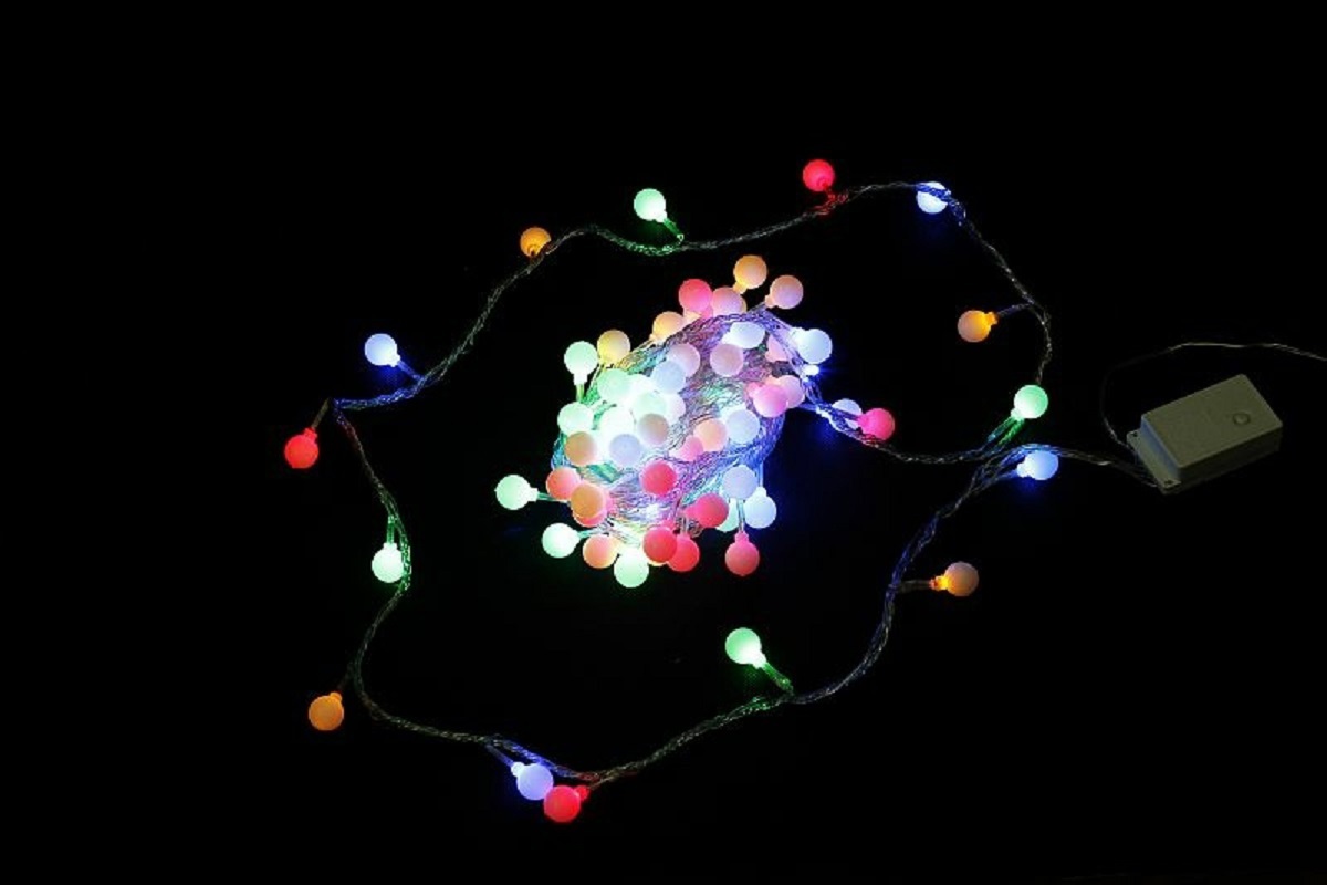 Изображение товара Электрогирлянда комнатная Sneha a-002 led mix нить 10 м 100 ламп разноцветный 1 режим работы
