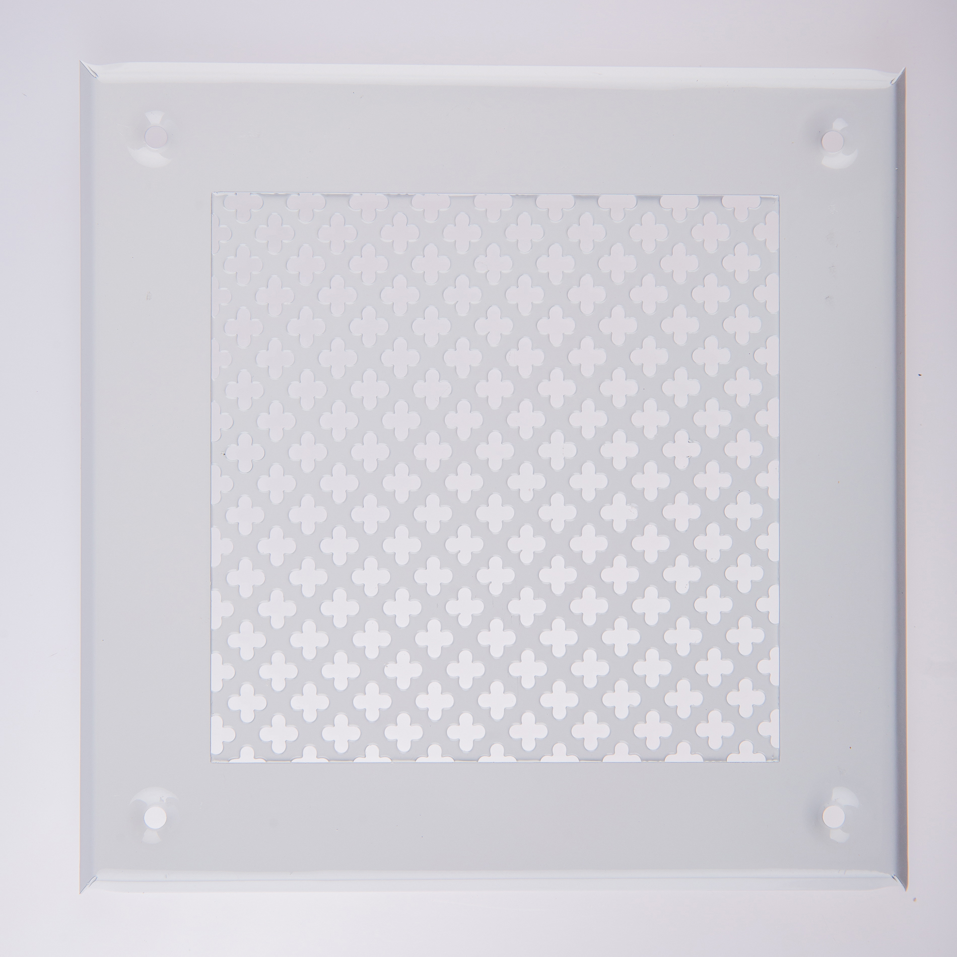 Изображение товара Решетка вентиляционная Шамрай 100x100 мм сталь перфорация цветок цвет белый 2 шт.