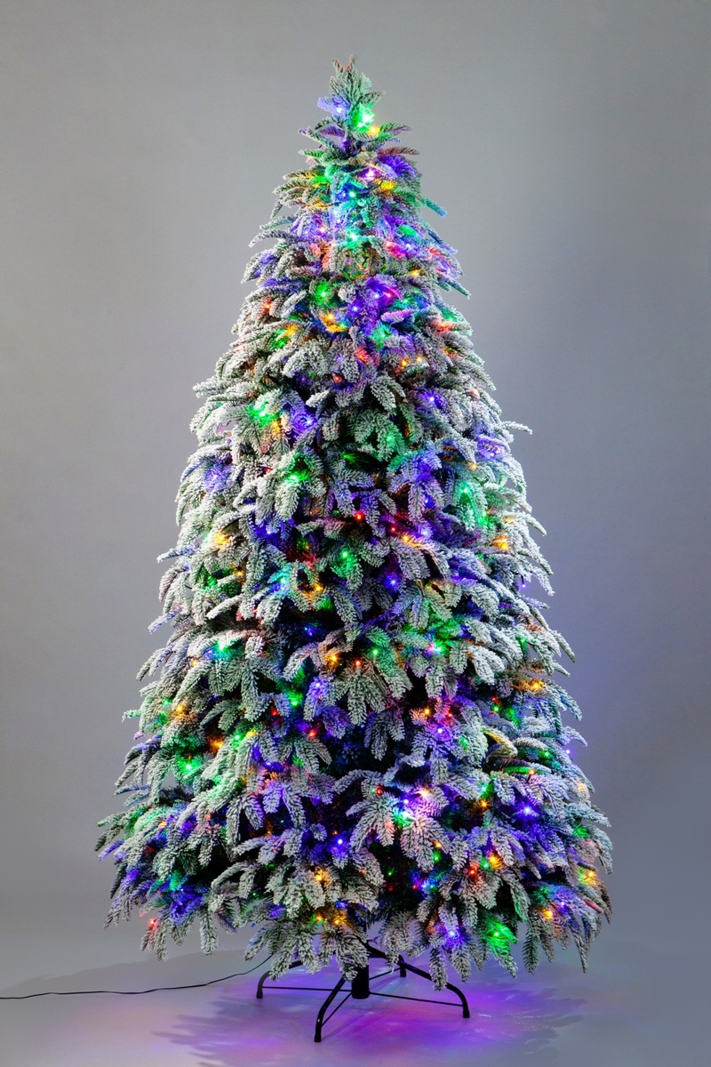 Изображение товара Искусственная Ель Crystal Trees Власта заснеженная с вплетенной гирляндой 180 см