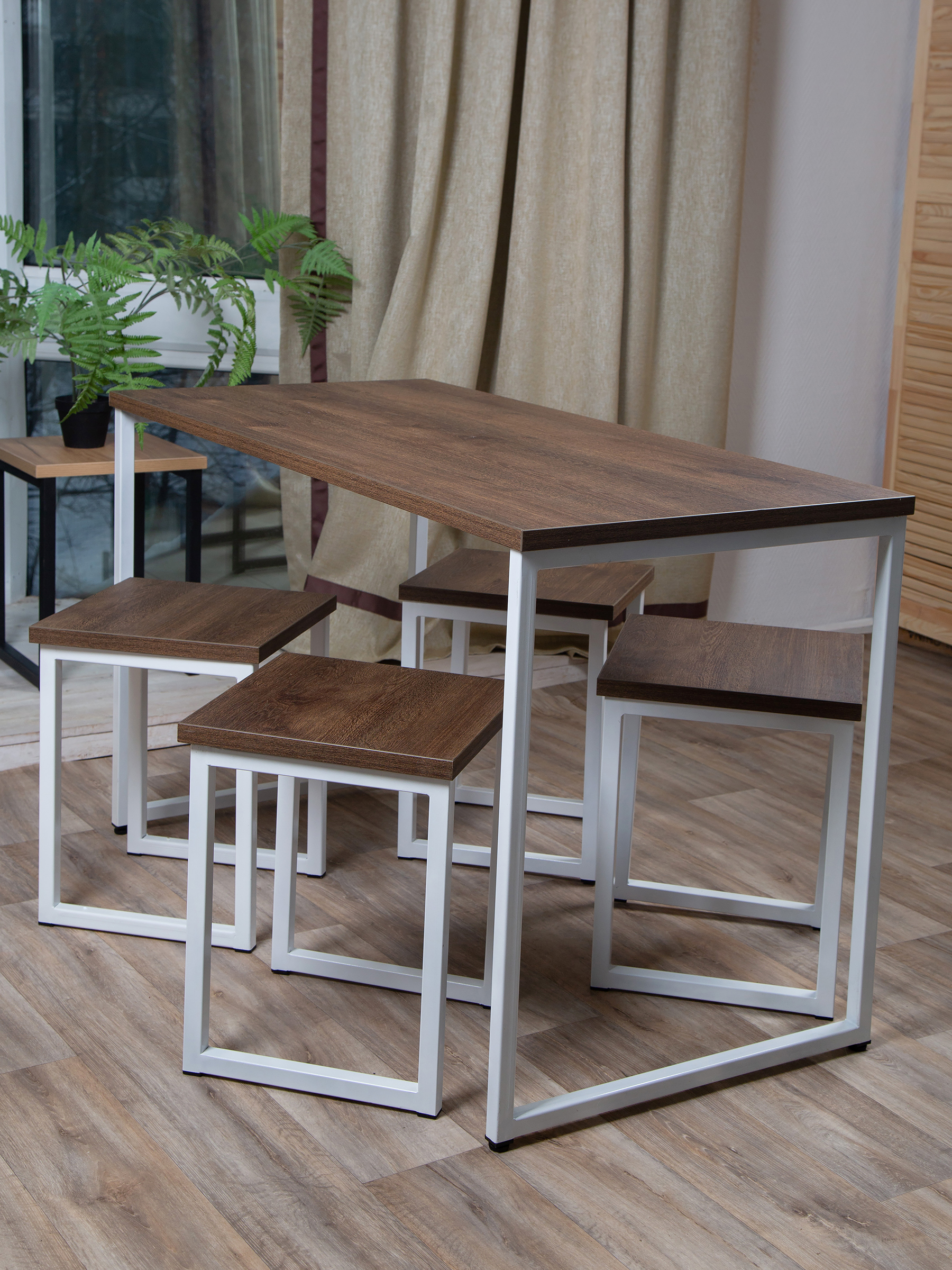 Изображение товара Стол прямоугольный Diko loft DL-967333 140x70 см лдсп цвет бронза