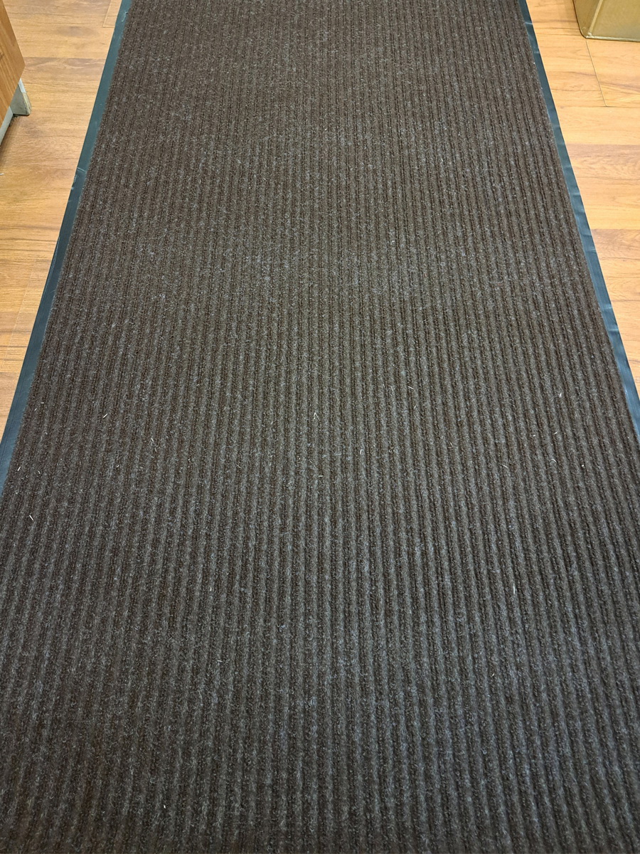 Изображение товара Ковровая дорожка Qingdao 1x6 м из полиэстера с противоскользящей основой