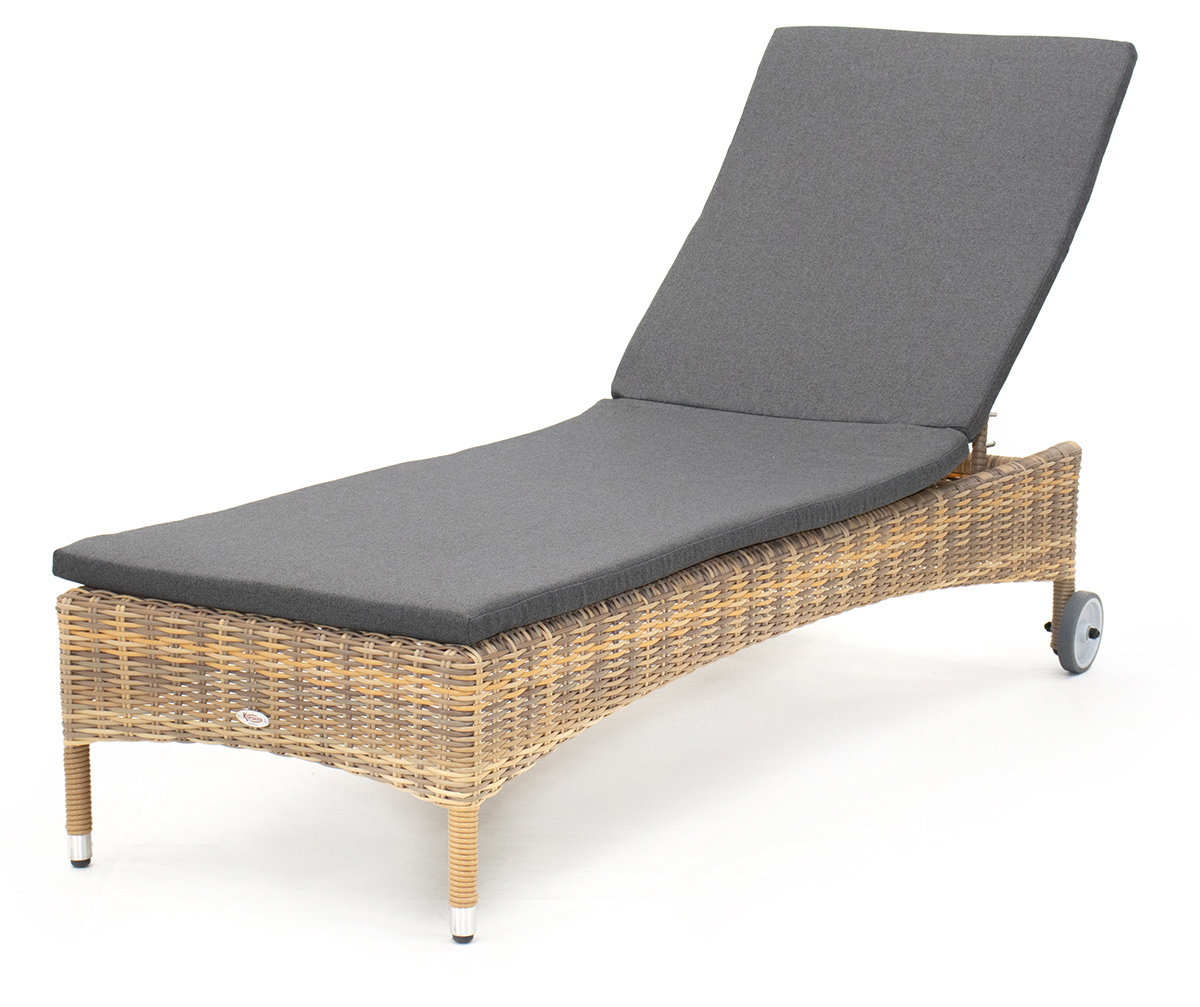 Изображение товара Шезлонг с подушкой Kornera Терраса 195x60 см алюминий ротанг Россия