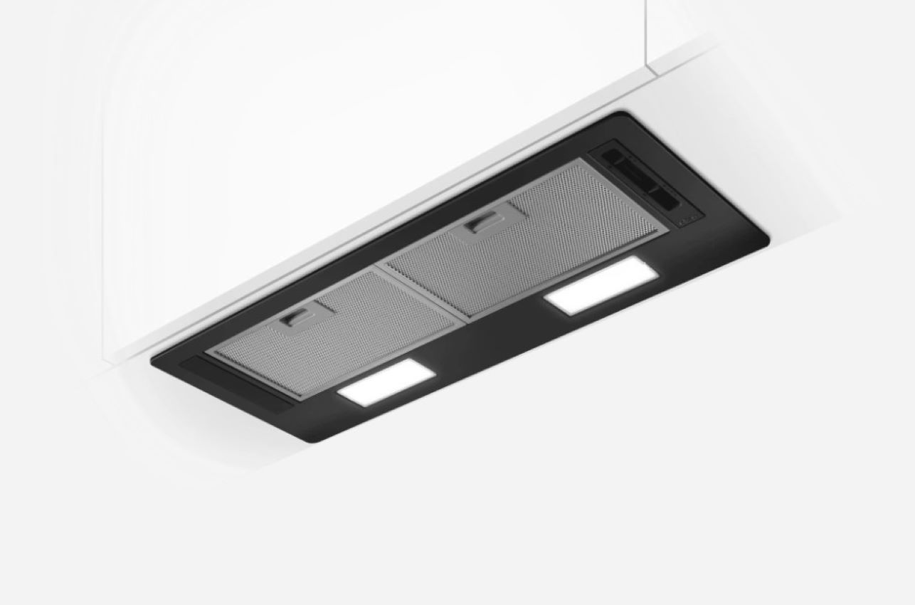 Изображение товара Вытяжка Elica ERA BL/A/72 73.5 см черная с светодиодной подсветкой и двумя фильтрами