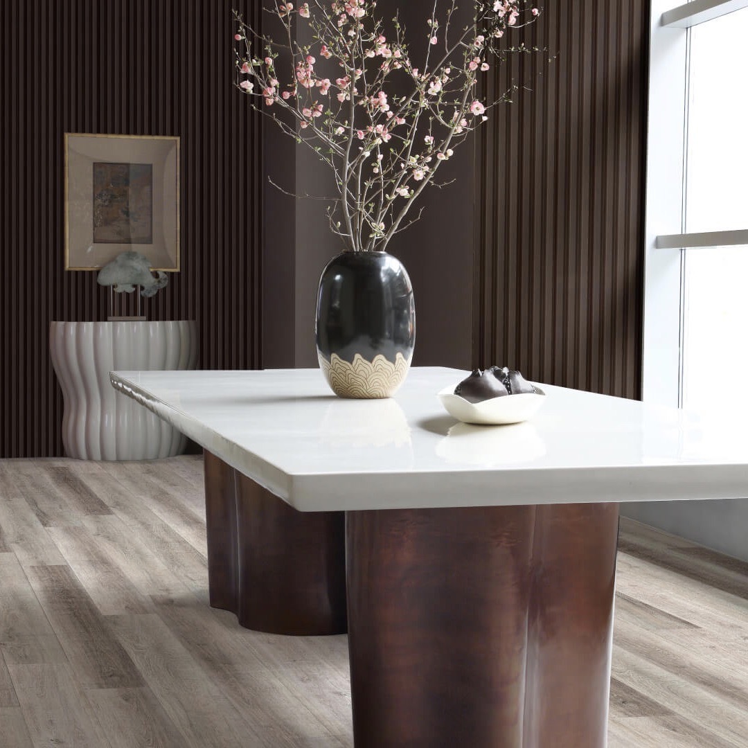 Изображение товара ПВХ плитка Royce Ultima Дуб Ньюман 33 класс, влагостойкая, замковая, 5 мм