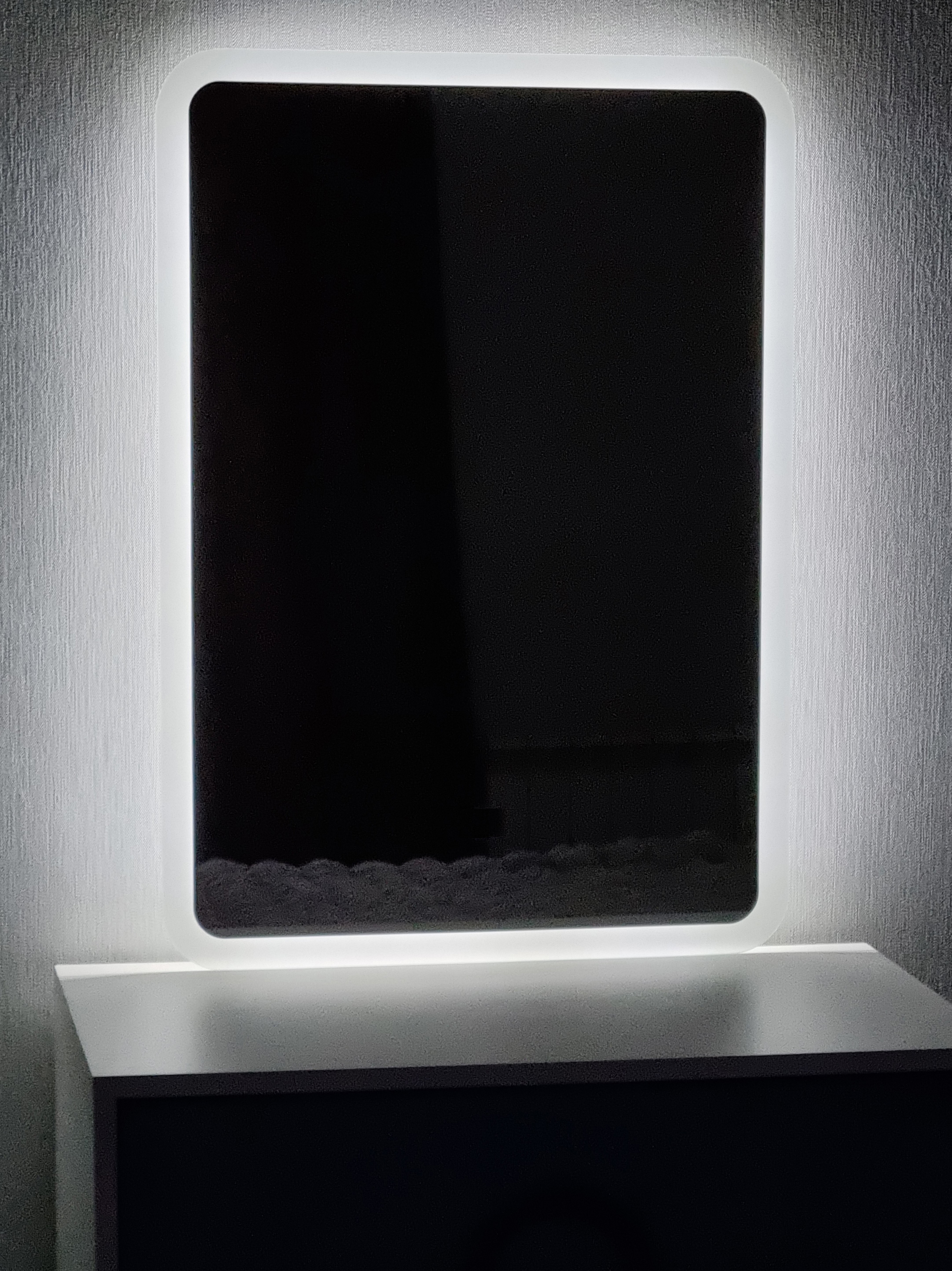 Изображение товара Зеркало для ванной Alfa mirrors включение на взмах руки Di-68VzVd-lite с подсветкой 60x80см