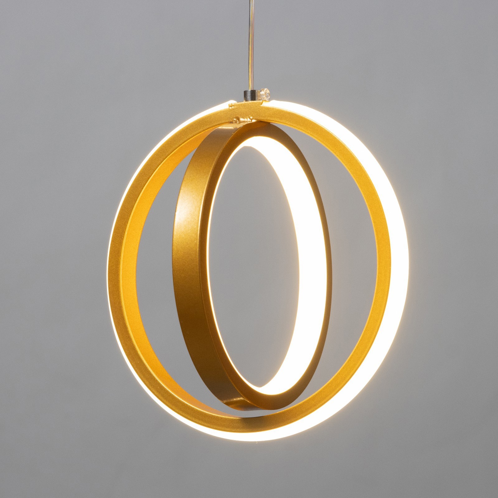 Изображение товара Светильник подвесной светодиодный Мелодия света Лучи 000084118 3 м² нейтральный белый свет цвет золотой