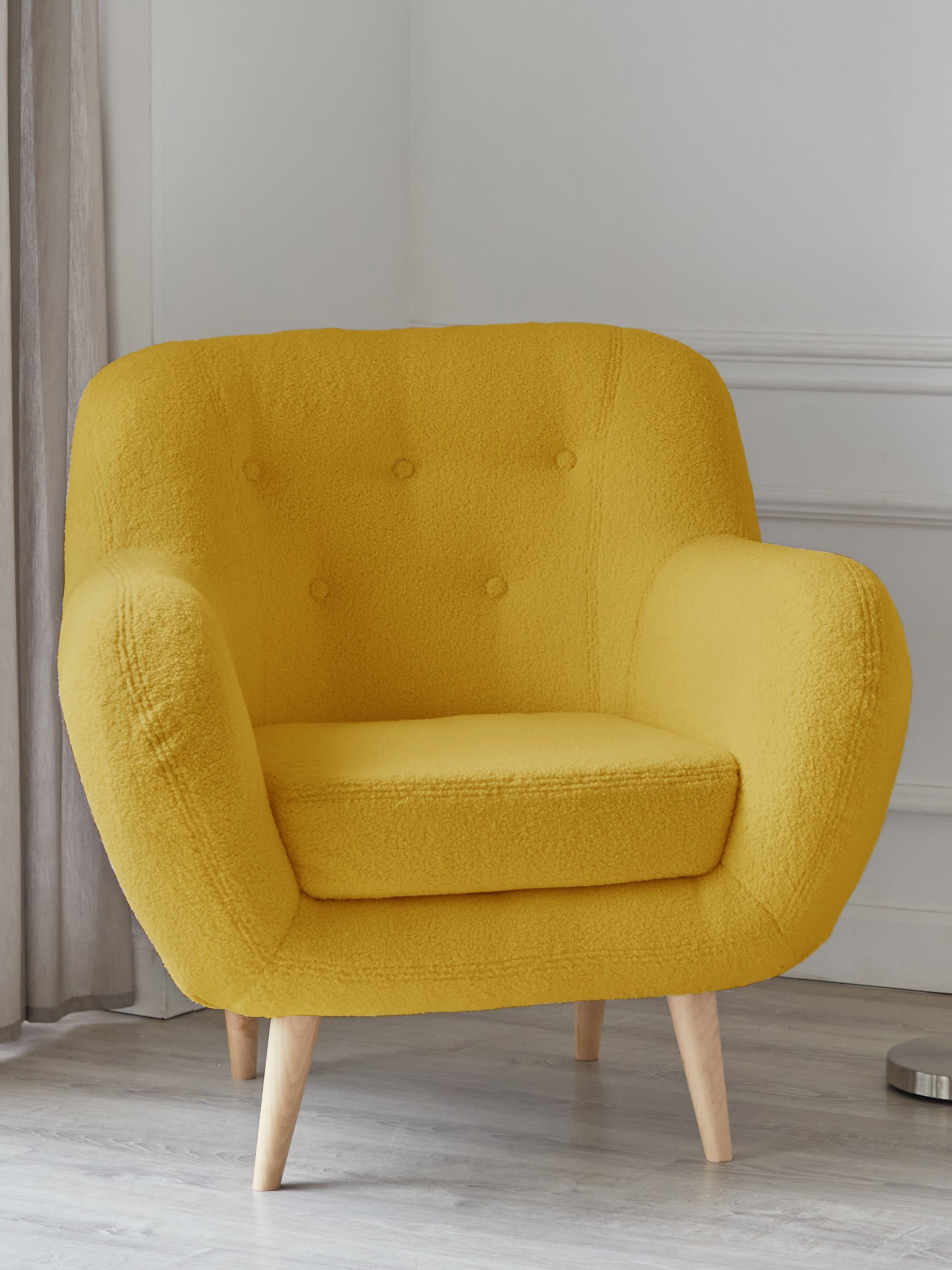 Изображение товара Комфортабельное кресло Элефант из искусственного меха желтого цвета 75х90х85 см