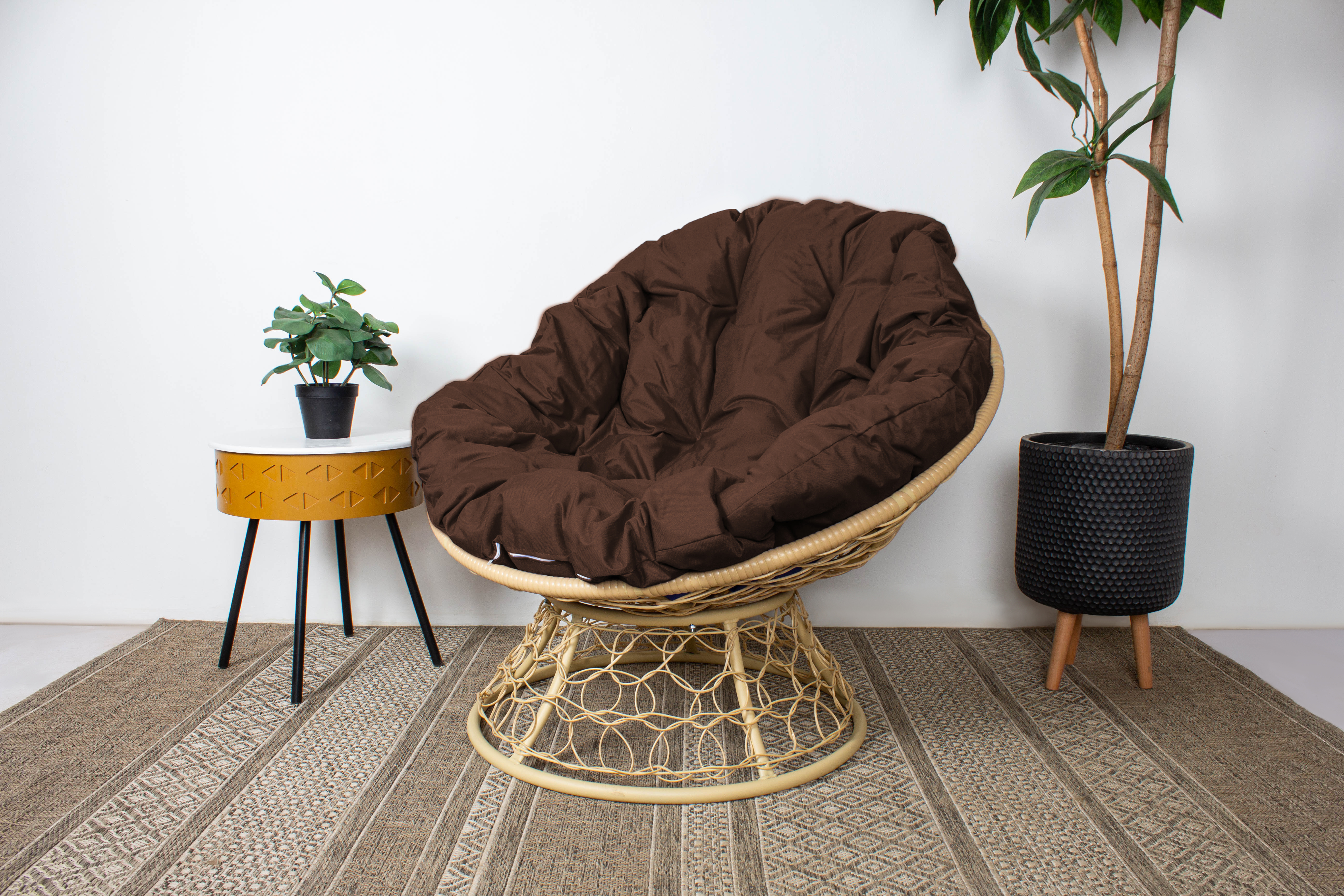 Изображение товара Кресло садовое с подушкой M-group 12840505 из искусственного ротанга для террасы и сада бежевое