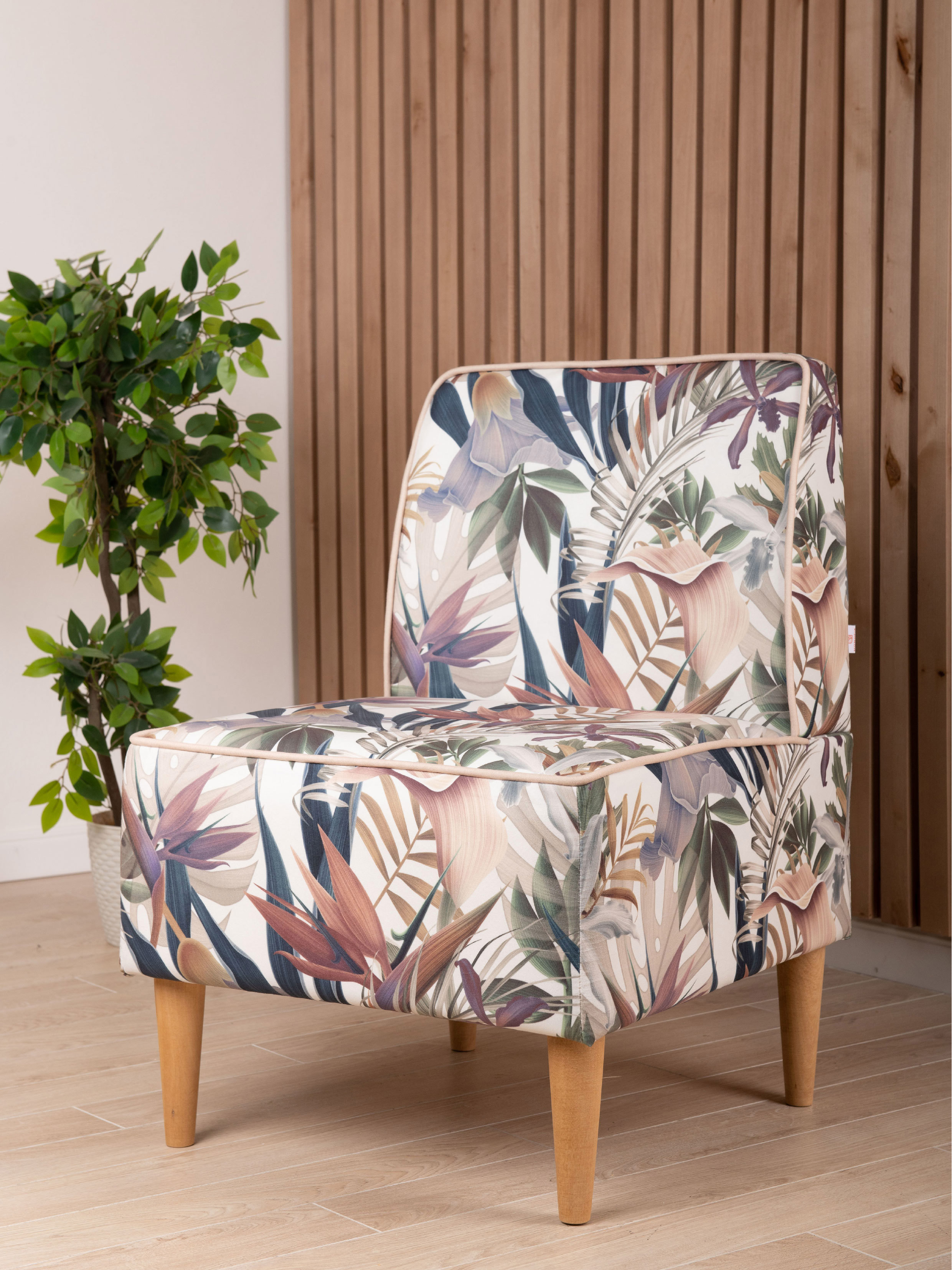 Изображение товара Кресло Monofix Одос 58x82x61 см микровелюр коричневое стильное современное