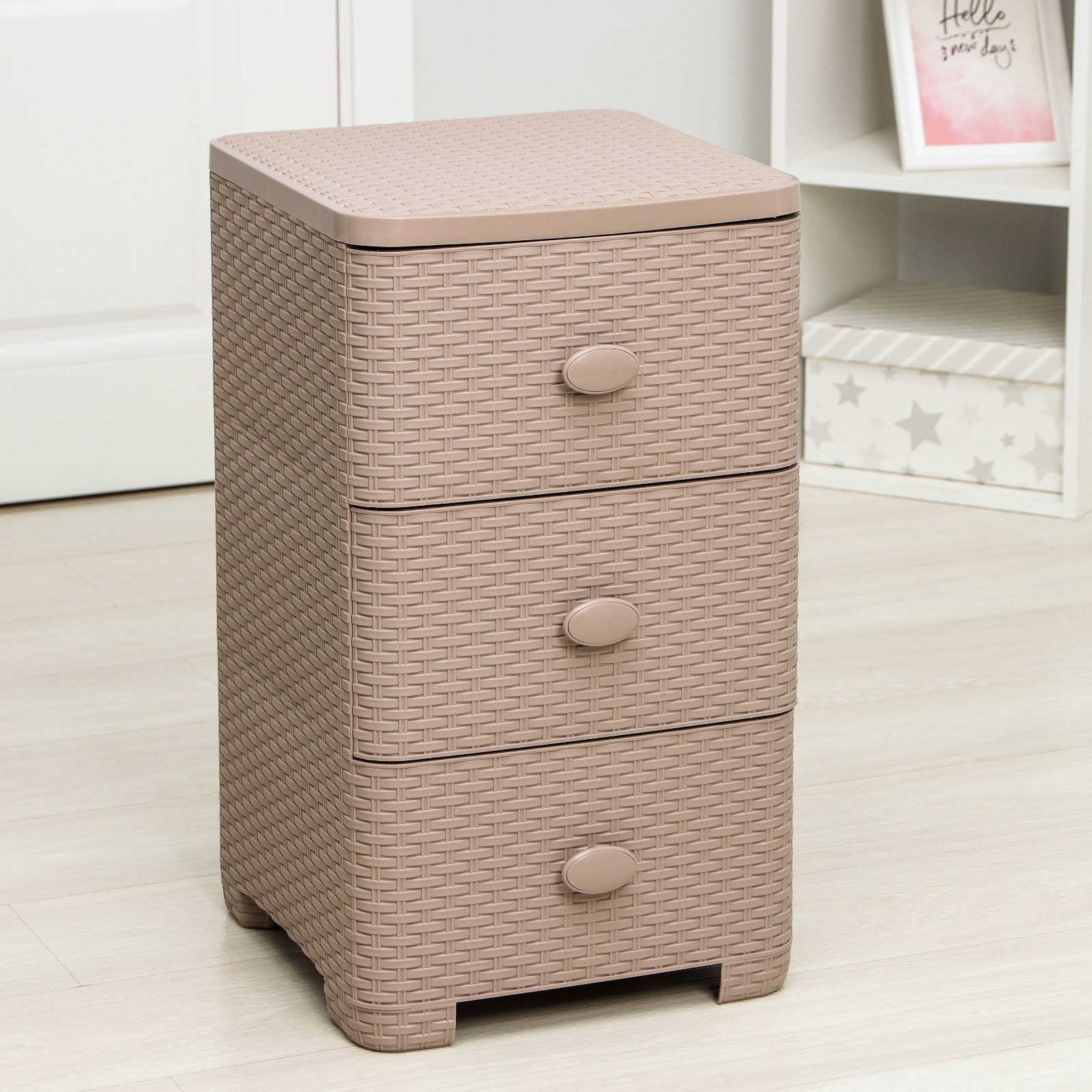 Изображение товара Комод Альтернатива 869757 3 ящика 40x40x60 см пластик цвет коричневый Изображение товара Комод Альтернатива 869757 3 ящика 40x40x60 см пластик цвет коричневый