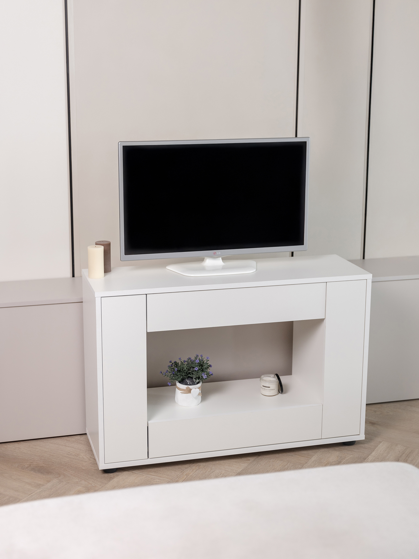 Изображение товара Тумба под телевизор Formula мебели О3-Б 90x60x30 см белая