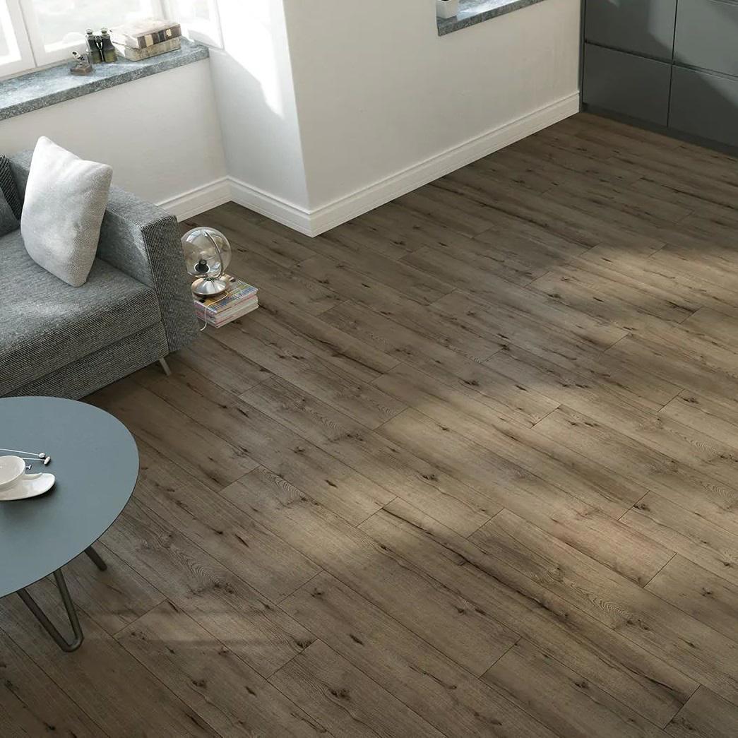 Изображение товара Ламинат AGT Natura Line Селге класс 32 толщина 8 мм с фаской 1.83м²