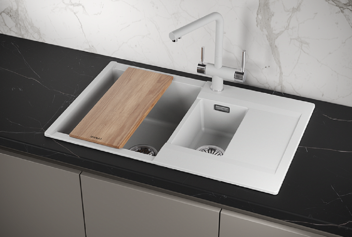 Изображение товара Накладная кварцевая мойка Granula ES-7808 50x78 см белая с крылом и комплектом