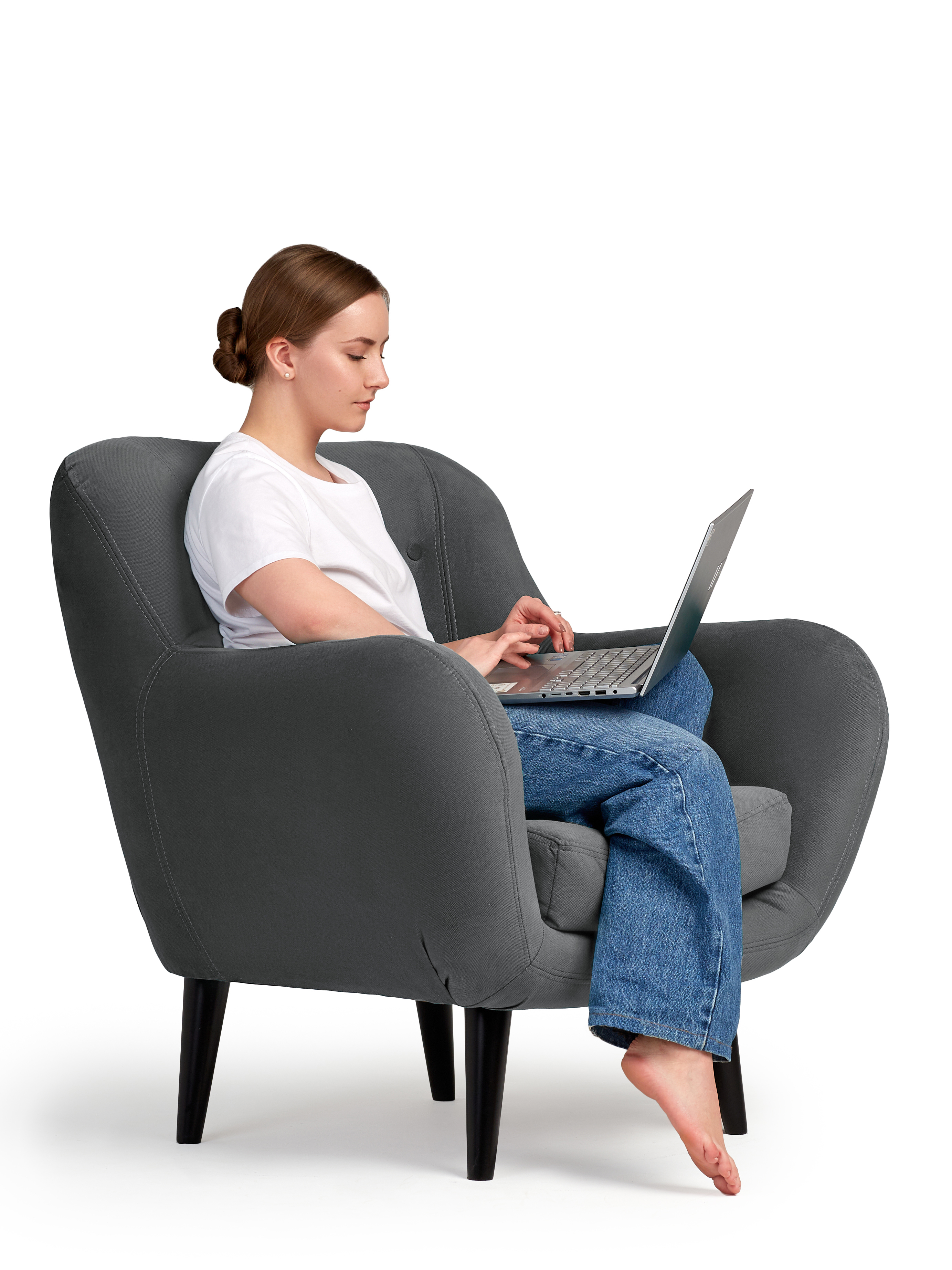 Изображение товара Кресло Элефант из велюра серое с каретной стяжкой 75x90x85 см