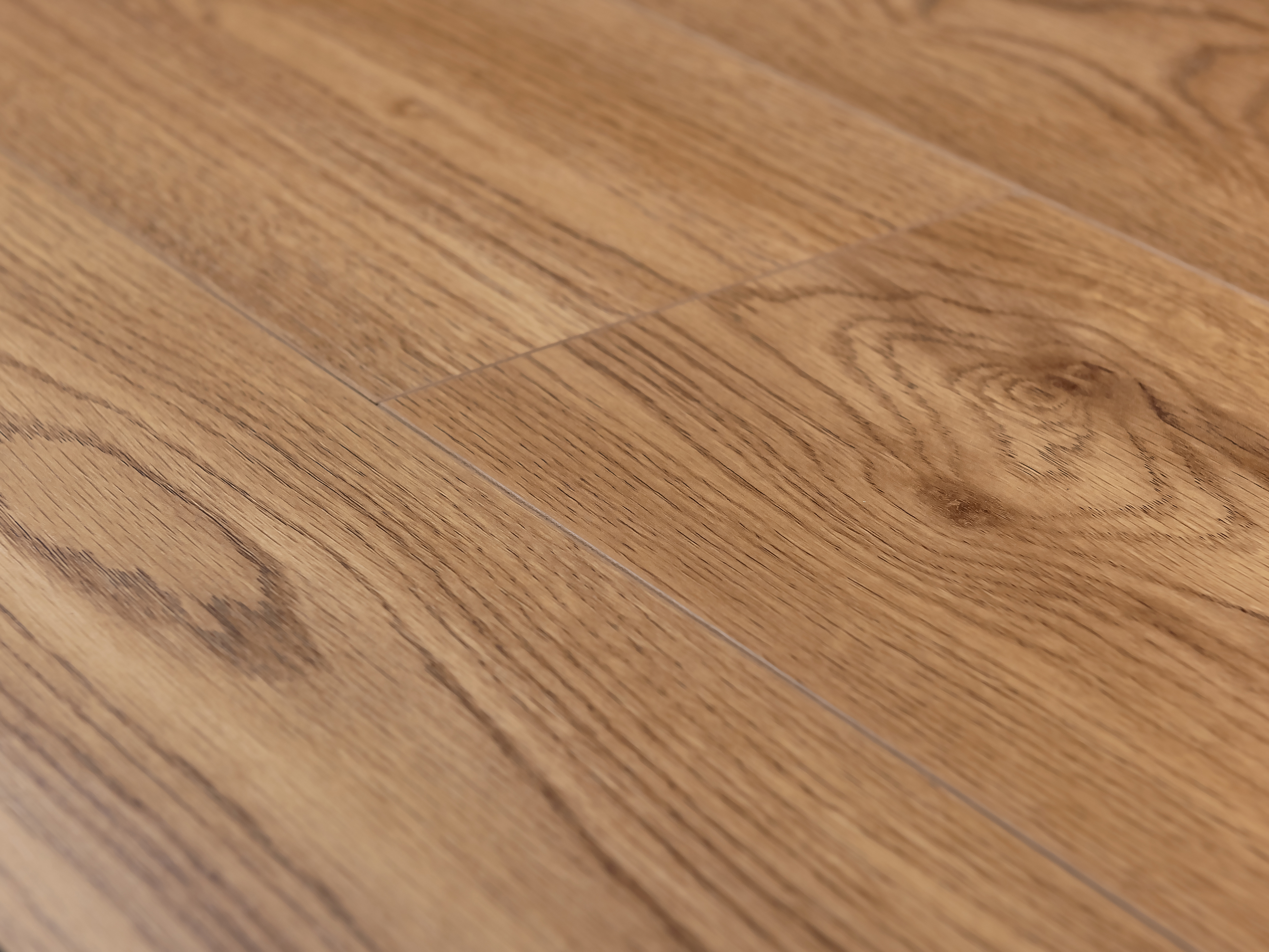 Изображение товара Ламинат Kronparket Лангсат тёмный Premium collection 34 класс 12 мм с фаской