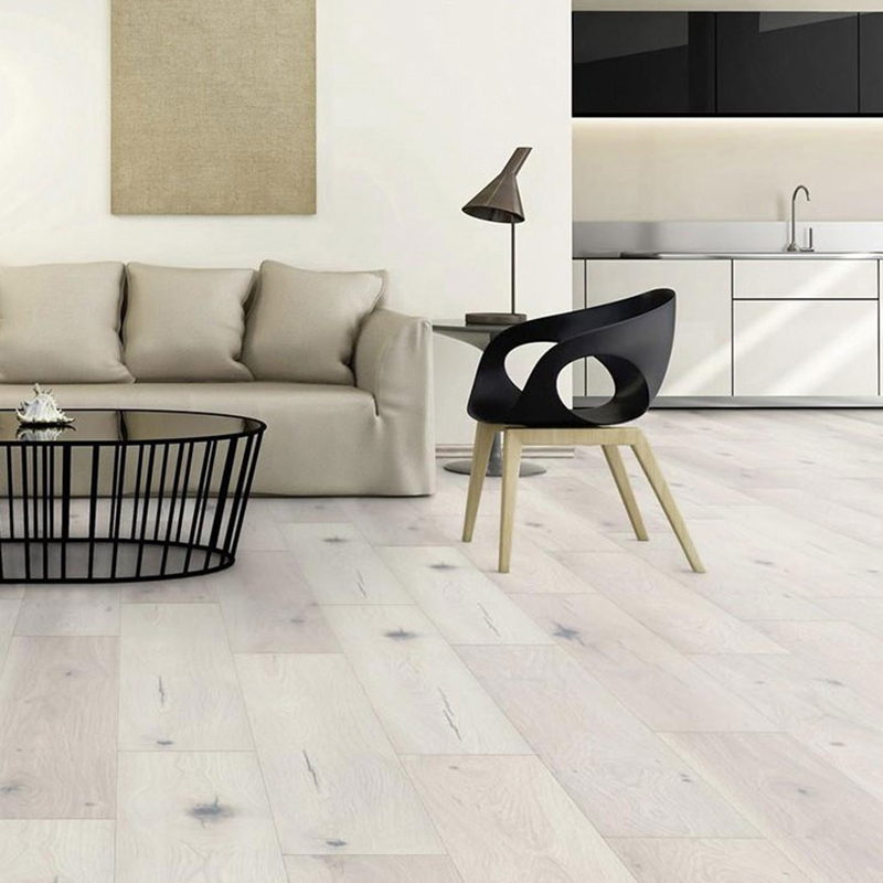 Изображение товара Ламинат Kronospan Expert Choice Дуб Госсамер 12 мм 33 класс с фаской и влагостойкой пропиткой