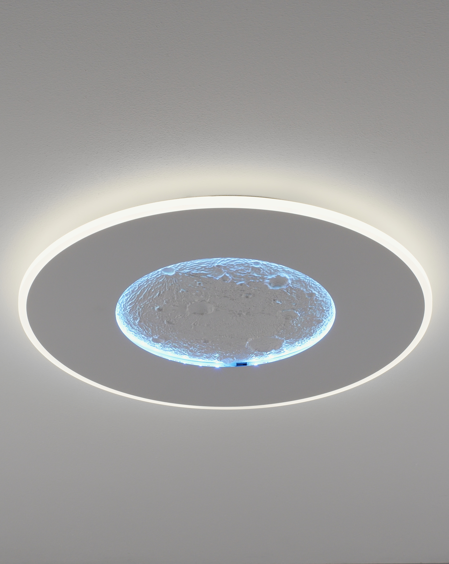 Изображение товара Светодиодная потолочная люстра Moderli Linnea с пультом и регулировкой белого света