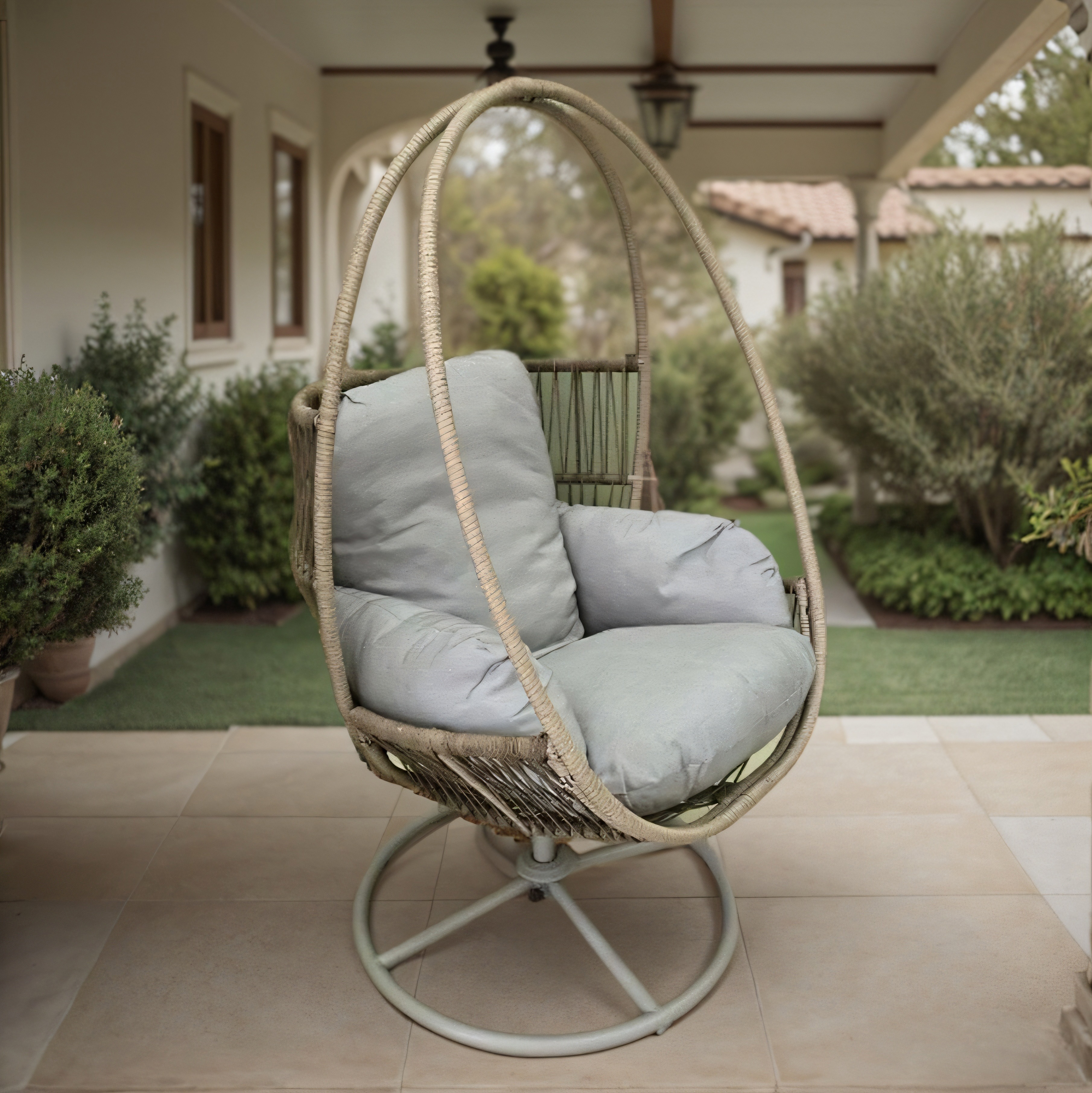 Изображение товара Садовое кресло Aiko JYS из ротанга с подушкой