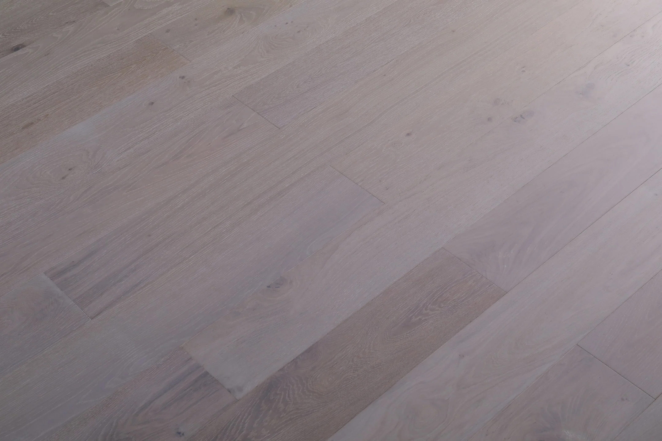 Изображение товара Инженерная доска Natural Rain Floor Winter Solstice 15 мм, класс 41, фаска 2.20 м²