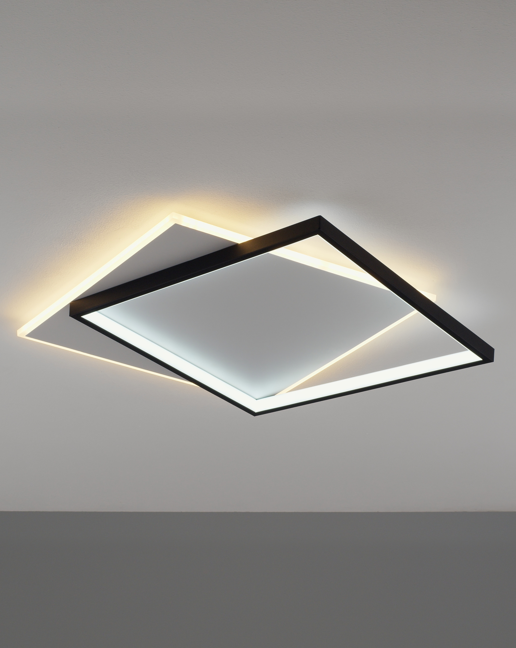 Изображение товара Люстра потолочная MODERLI Emma V11374-CL с пультом управление регулируемый белый свет