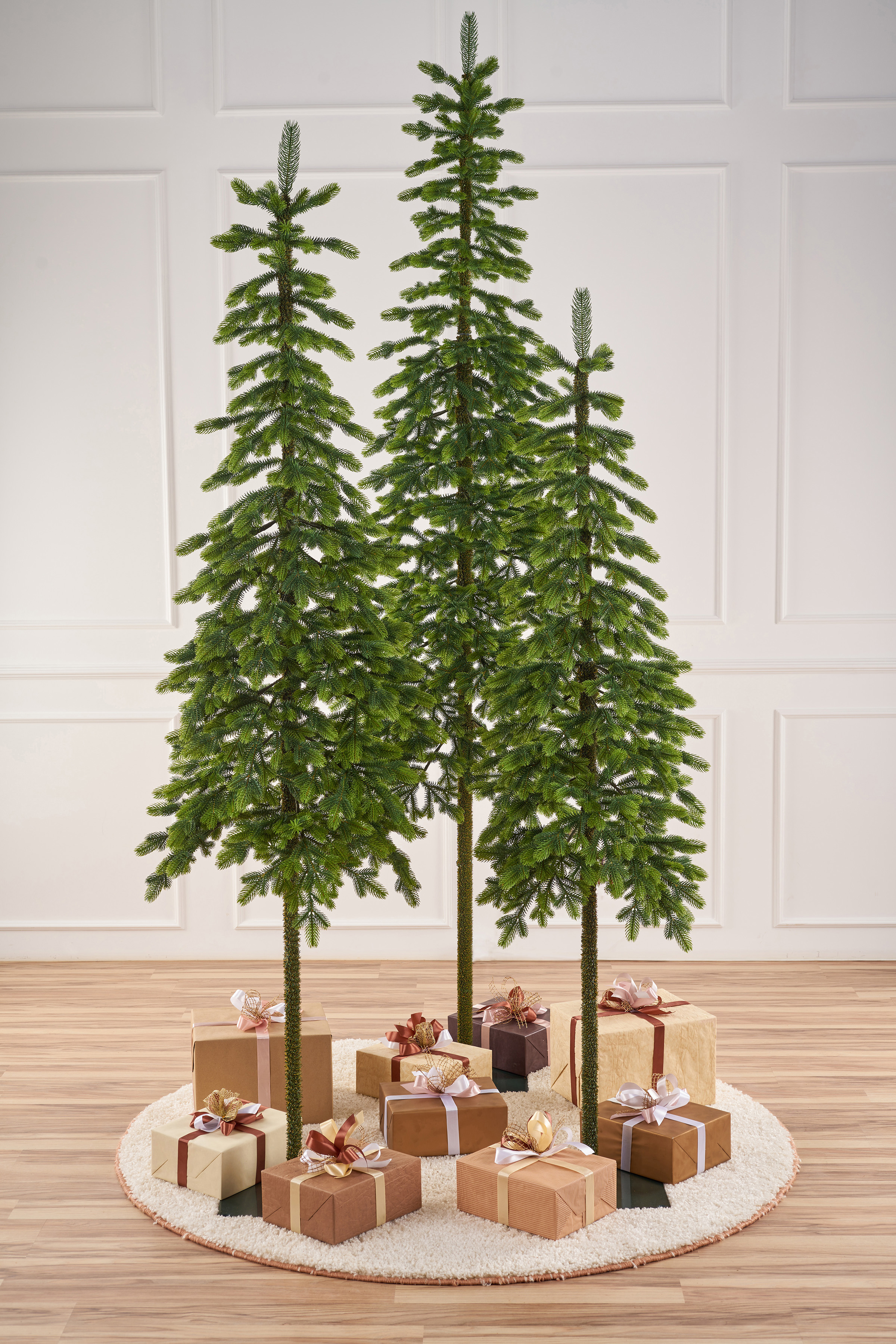 Изображение товара Искусственная елка Max Christmas КТШ 25 высота 250 см, литые ветки, зеленая, надежная