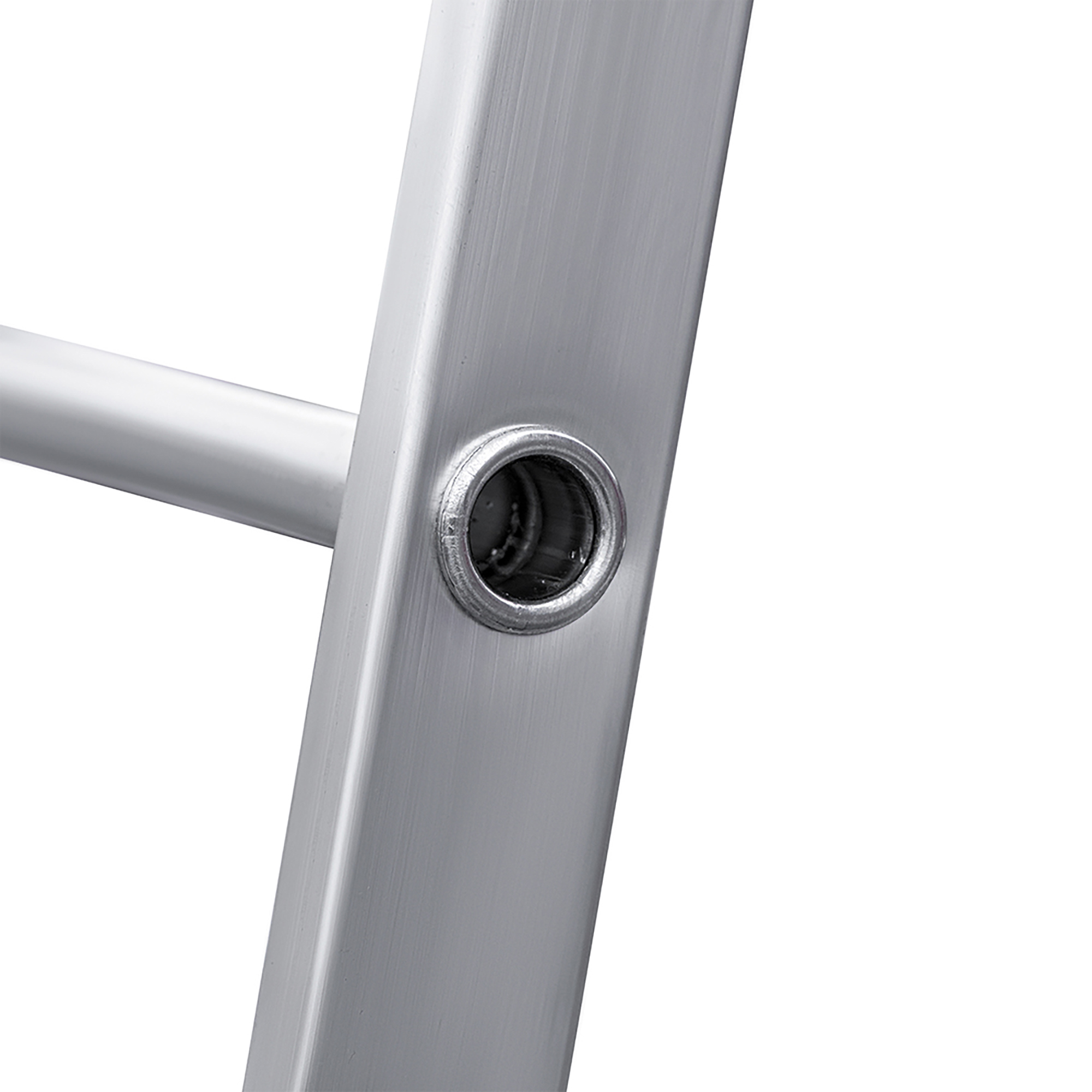 Изображение товара Стремянка алюминиевая Новая Высота NV 2118 2118103 3 ступени, максимальная нагрузка 180 кг