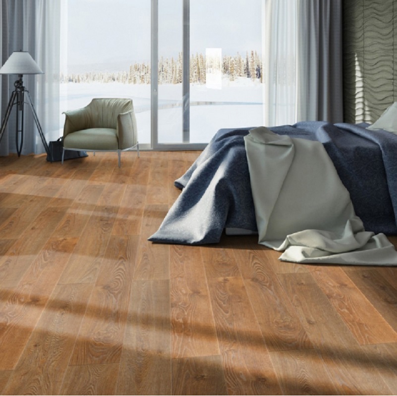 Изображение товара Ламинат Tarkett Estetica Дуб Натур светло-коричневый 33 класс 9 мм фаска