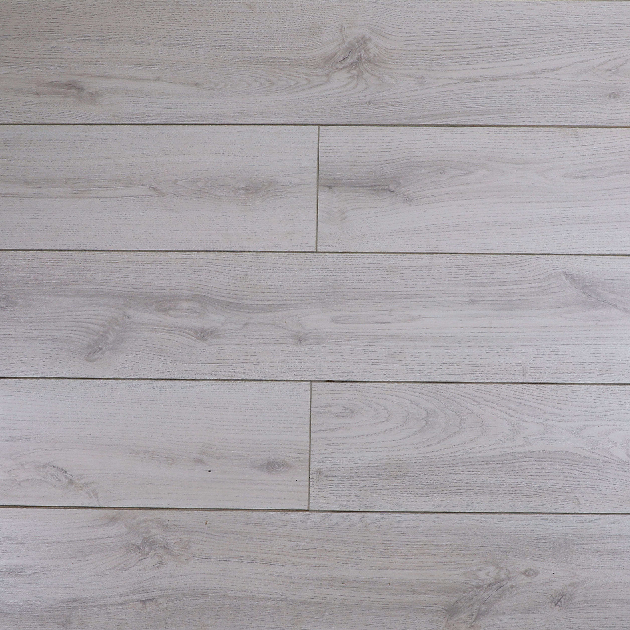 Изображение товара Ламинат WoodStyle Bravo Дуб Дракс 8 мм с фаской, водостойкий, 33 класс