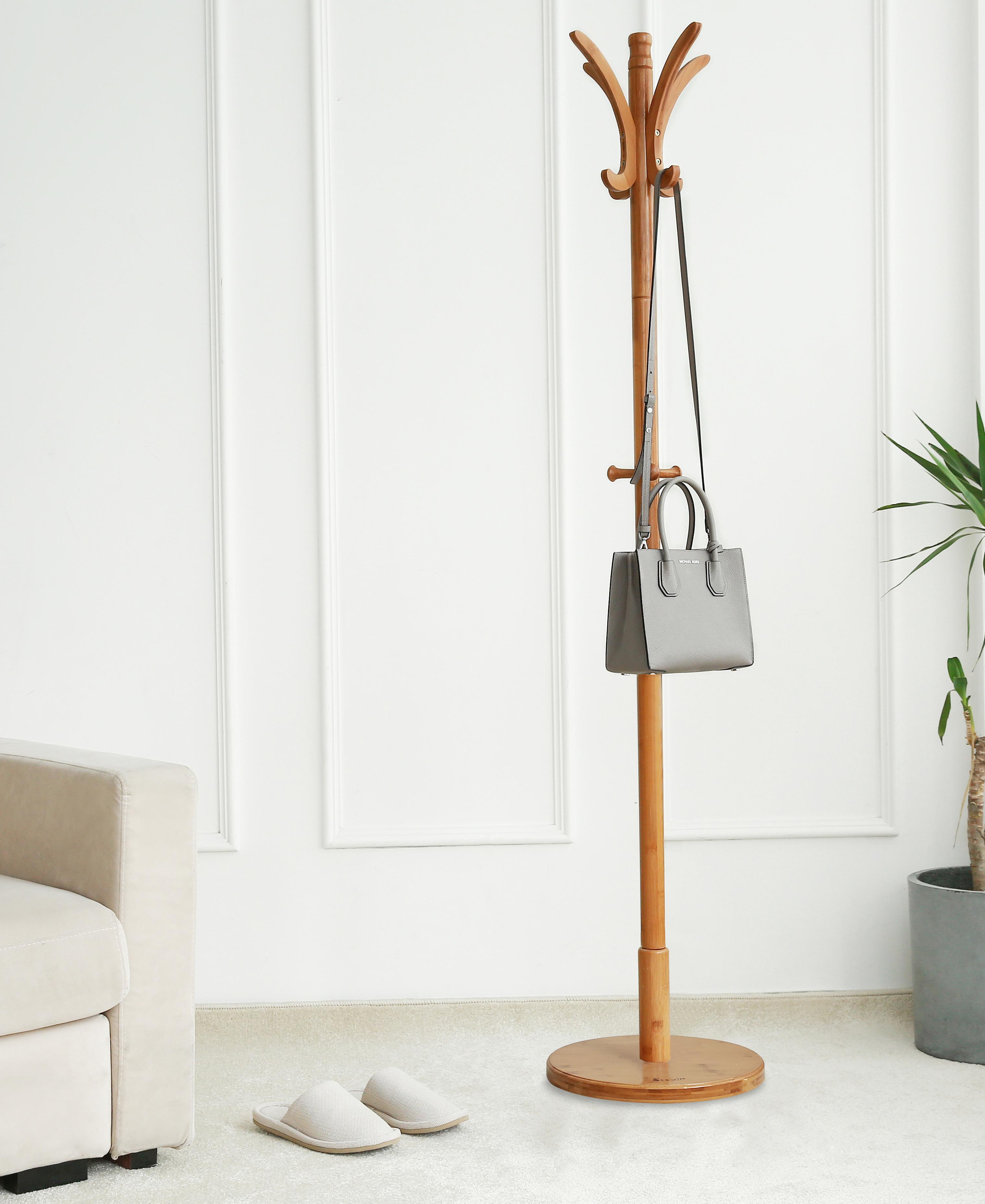 Изображение товара Вешалка напольная Vidage Цей из дерева для одежды и аксессуаров