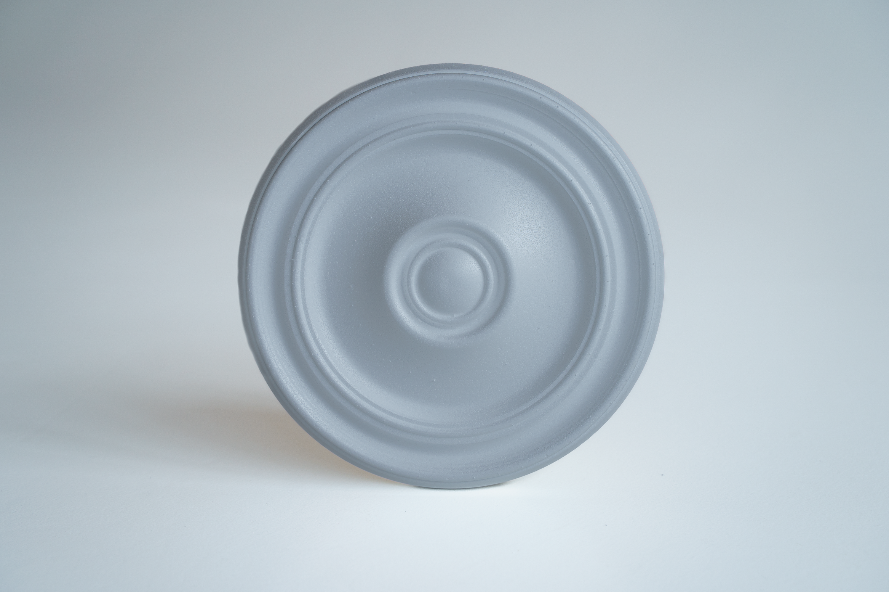 Декоративная потолочная розетка полистирол белая Decoflair D309-285 28.5 см