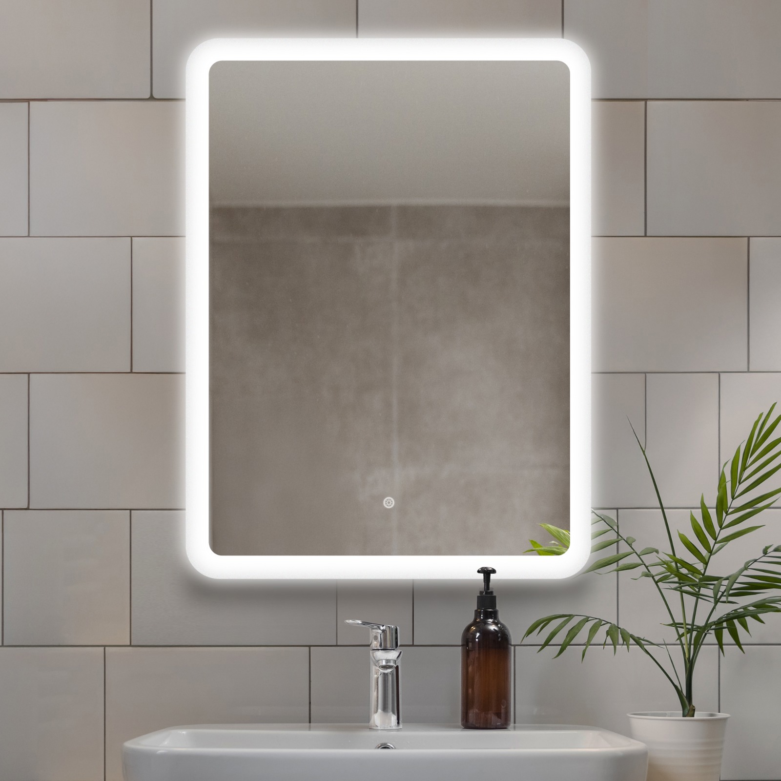 Изображение товара Зеркало в ванную комнату Стелла Лайт 60x80 см с LED подсветкой