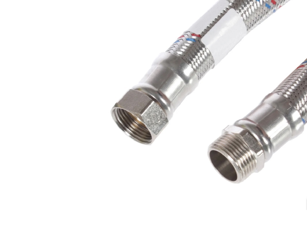 Изображение товара Гибкая подводка для воды PROFLINE ГИГАНТ 1" 120 см с оплеткой из нержавеющей стали