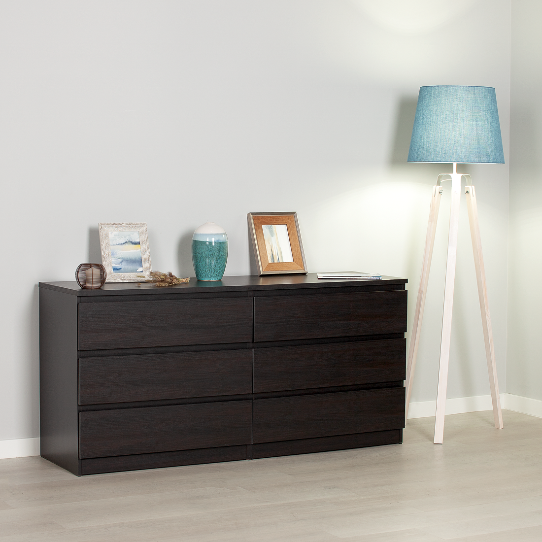 Изображение товара Комод Гуд Лакк Мальта 6 ящиков 160х76 см ЛДСП венге белый бежевый