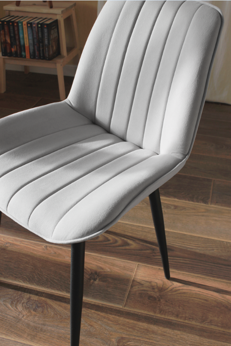 Изображение товара Комплект из 2 стульев DSВ мебель серия Фаворит из велюра серый прочные металлокаркас и стильный диз